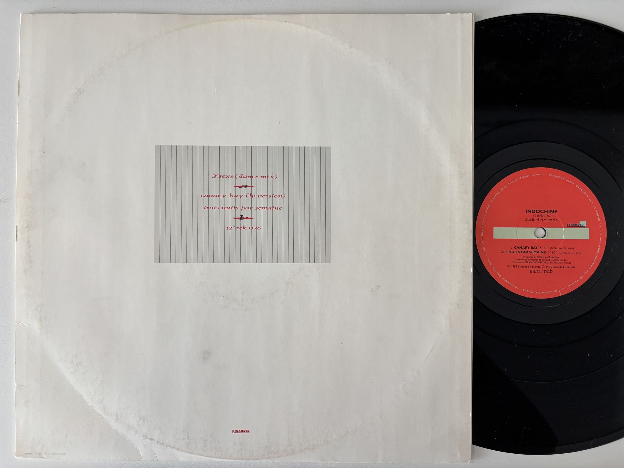 Omslagsbild för skivan INDOCHINE 3e Sexe 12"single -85 Swe STRANDED 12 REK 076 *** RARE SYNTH POP ***