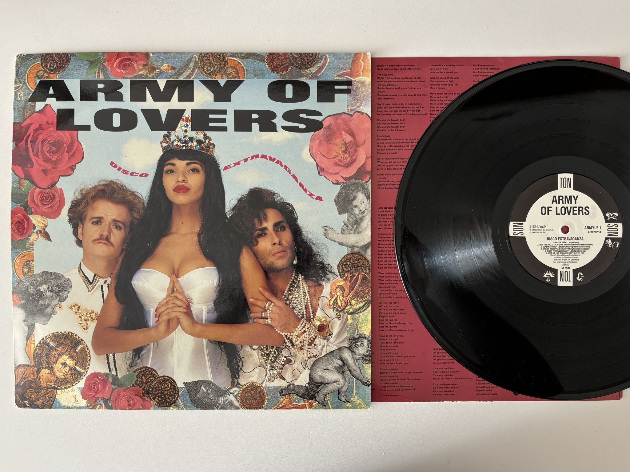 Omslagsbild för skivan ARMY OF LOVERS Disco Extravaganza LP -90 TON SON TON ARMYLP-1
