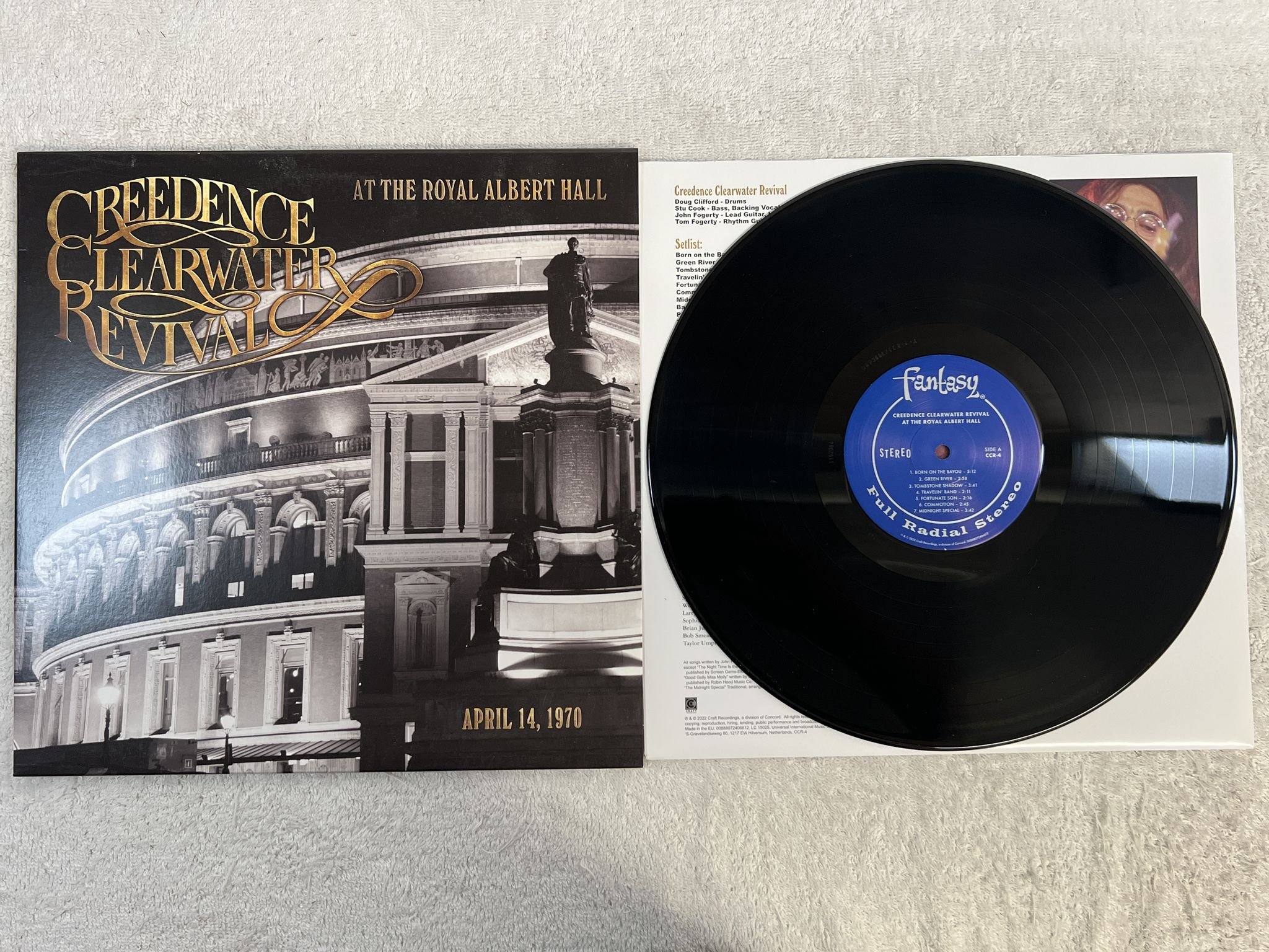Omslagsbild för skivan CREEDENCE CLEARWATER REVIVAL At The Royal Albert Hall LP 2022 FANTASY CCR-4
