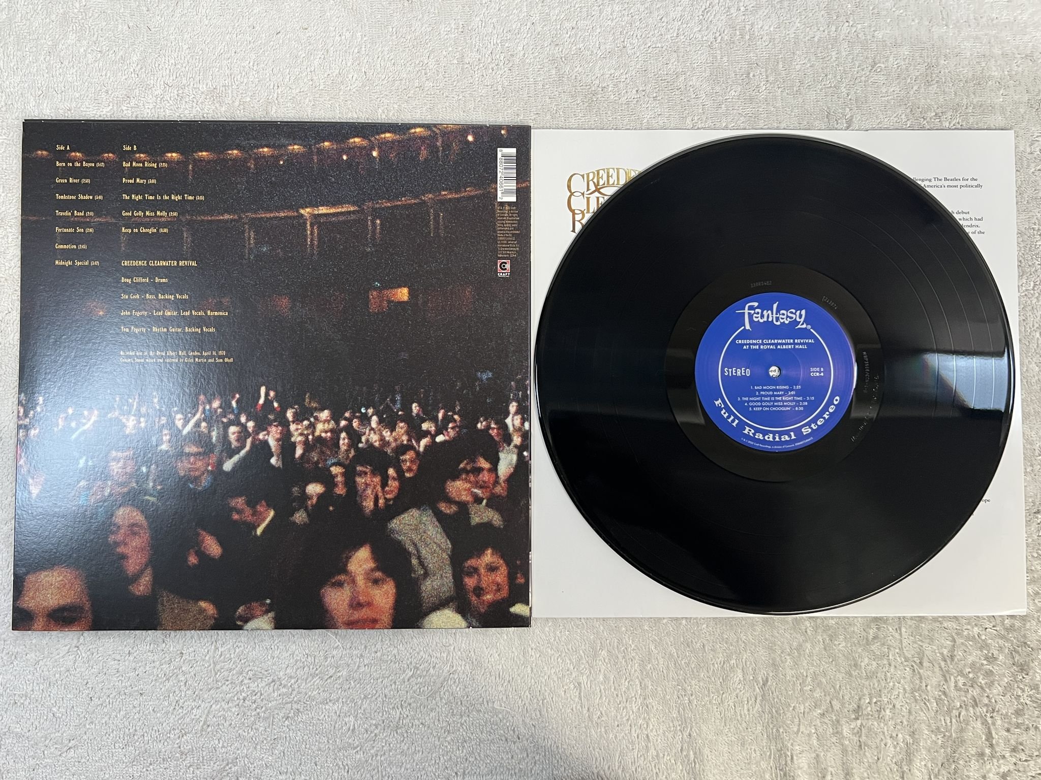 Omslagsbild för skivan CREEDENCE CLEARWATER REVIVAL At The Royal Albert Hall LP 2022 FANTASY CCR-4