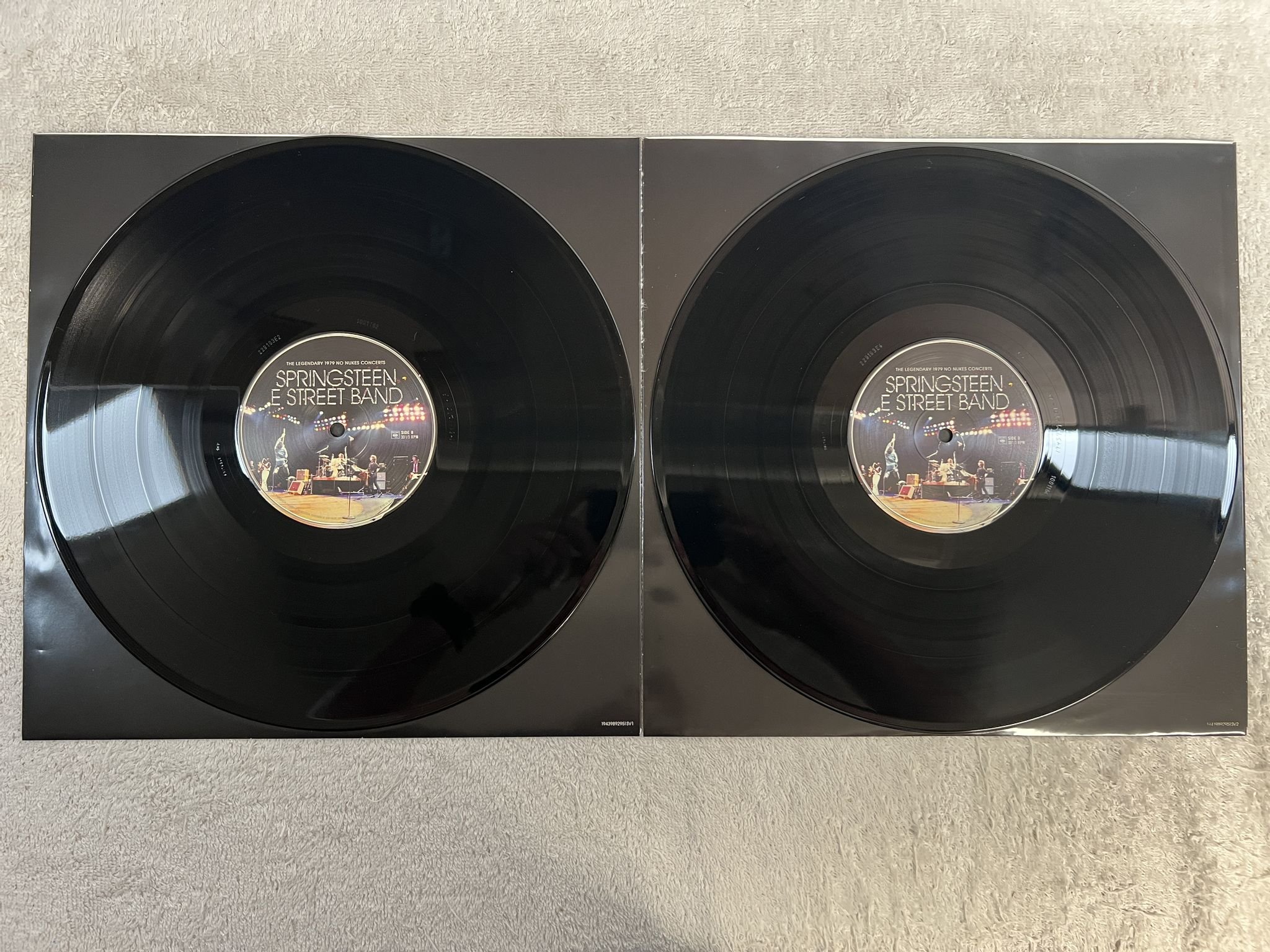 Omslagsbild för skivan JOHN FOGERTY 50 Year Trip Live At Red Rocks 2xLP 2019 BMG 4050538538113