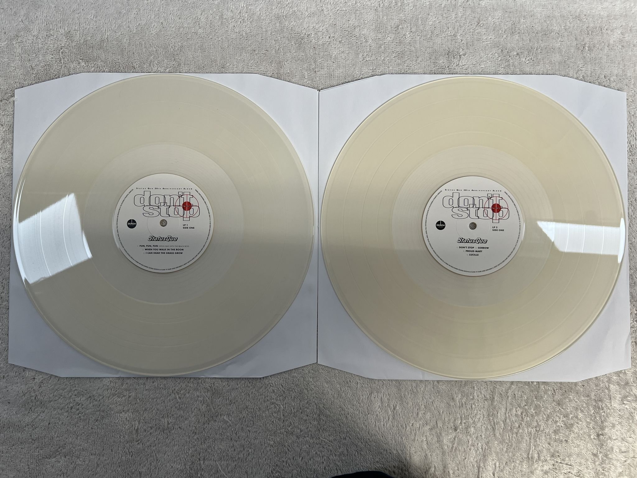 Omslagsbild för skivan STATUS QUO don't stop 2xLP 2017 DEMON DEMREC208