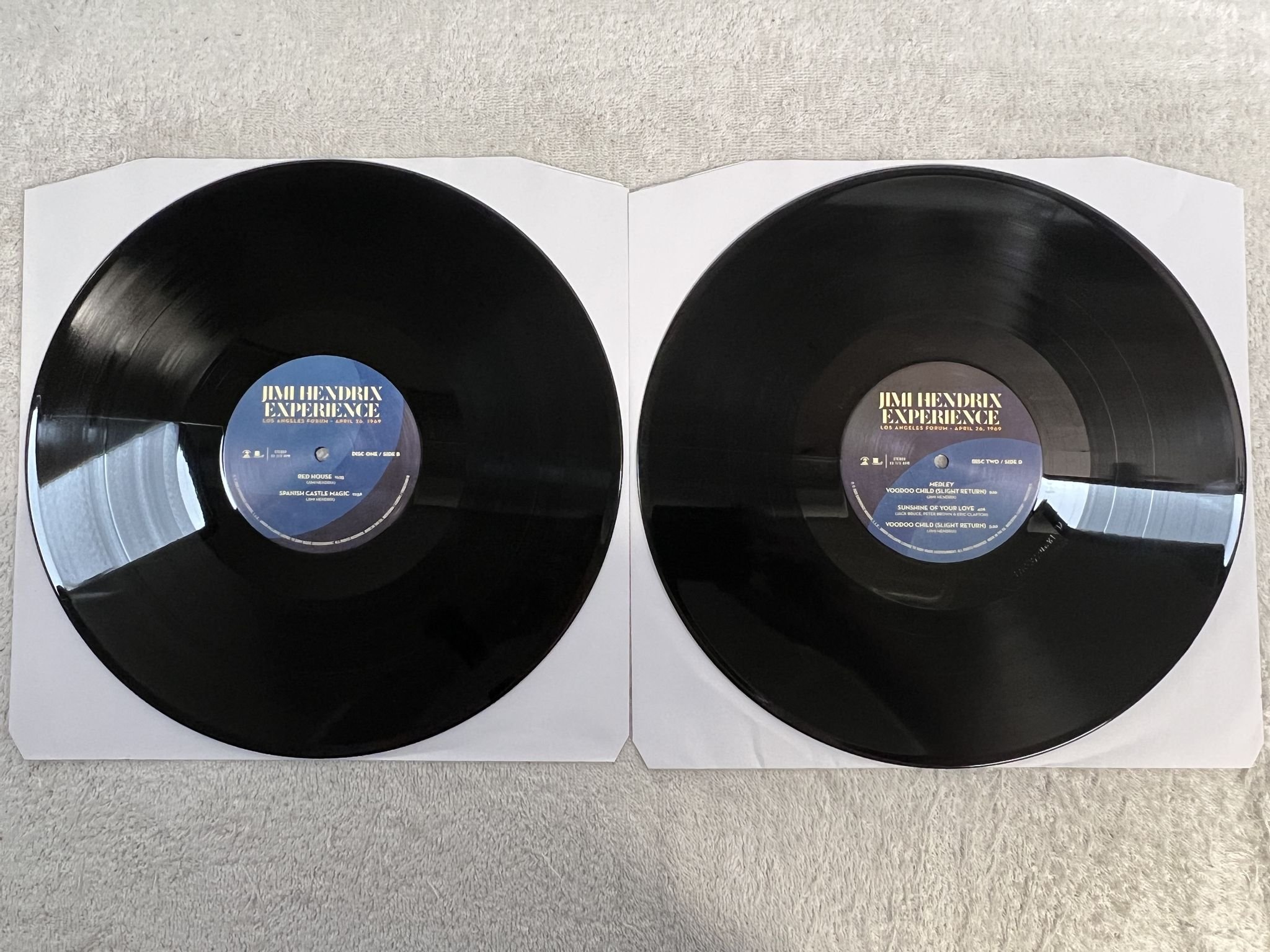 Omslagsbild för skivan JIMI HENDRIX EXPERIENCE Los Angeles Forum • April 26, 1969 2xLP 2022 LEGACY