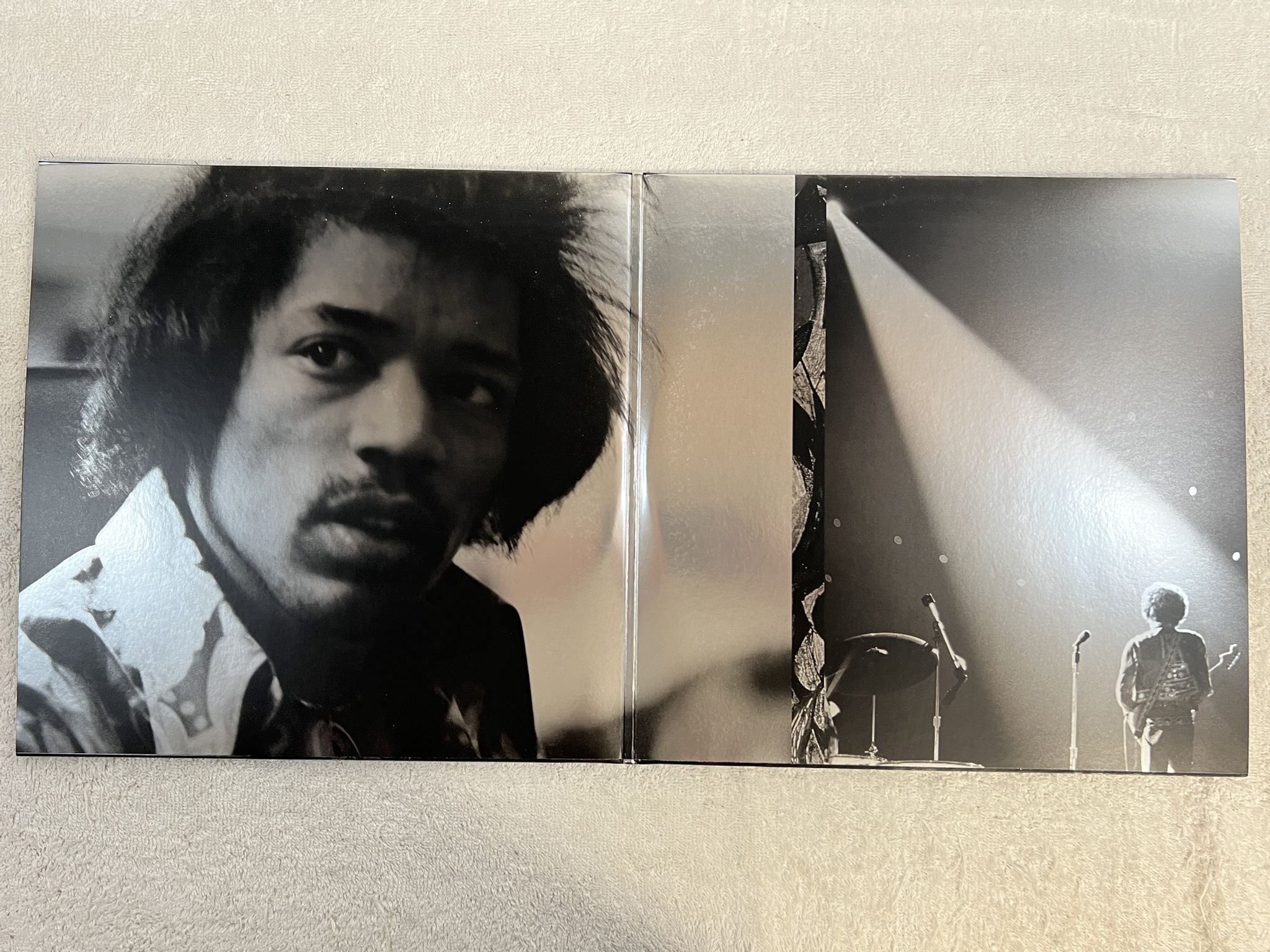Omslagsbild för skivan JIMI HENDRIX People, Hell And Angels 2xLP 2013 SONY MUSIC 88765442851