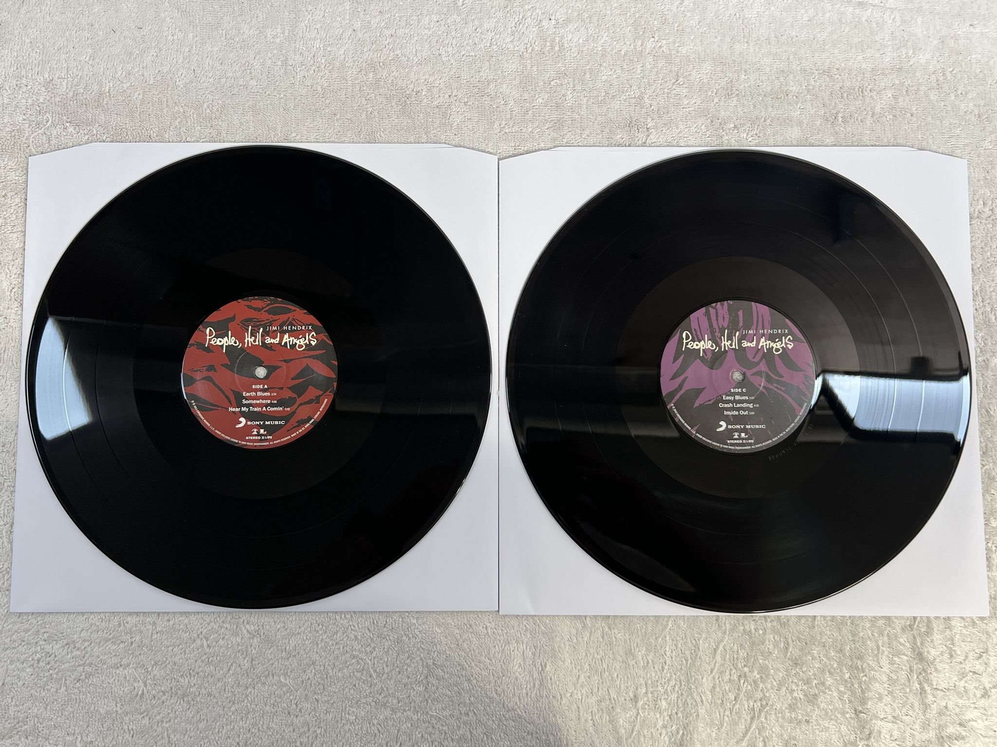 Omslagsbild för skivan JIMI HENDRIX People, Hell And Angels 2xLP 2013 SONY MUSIC 88765442851