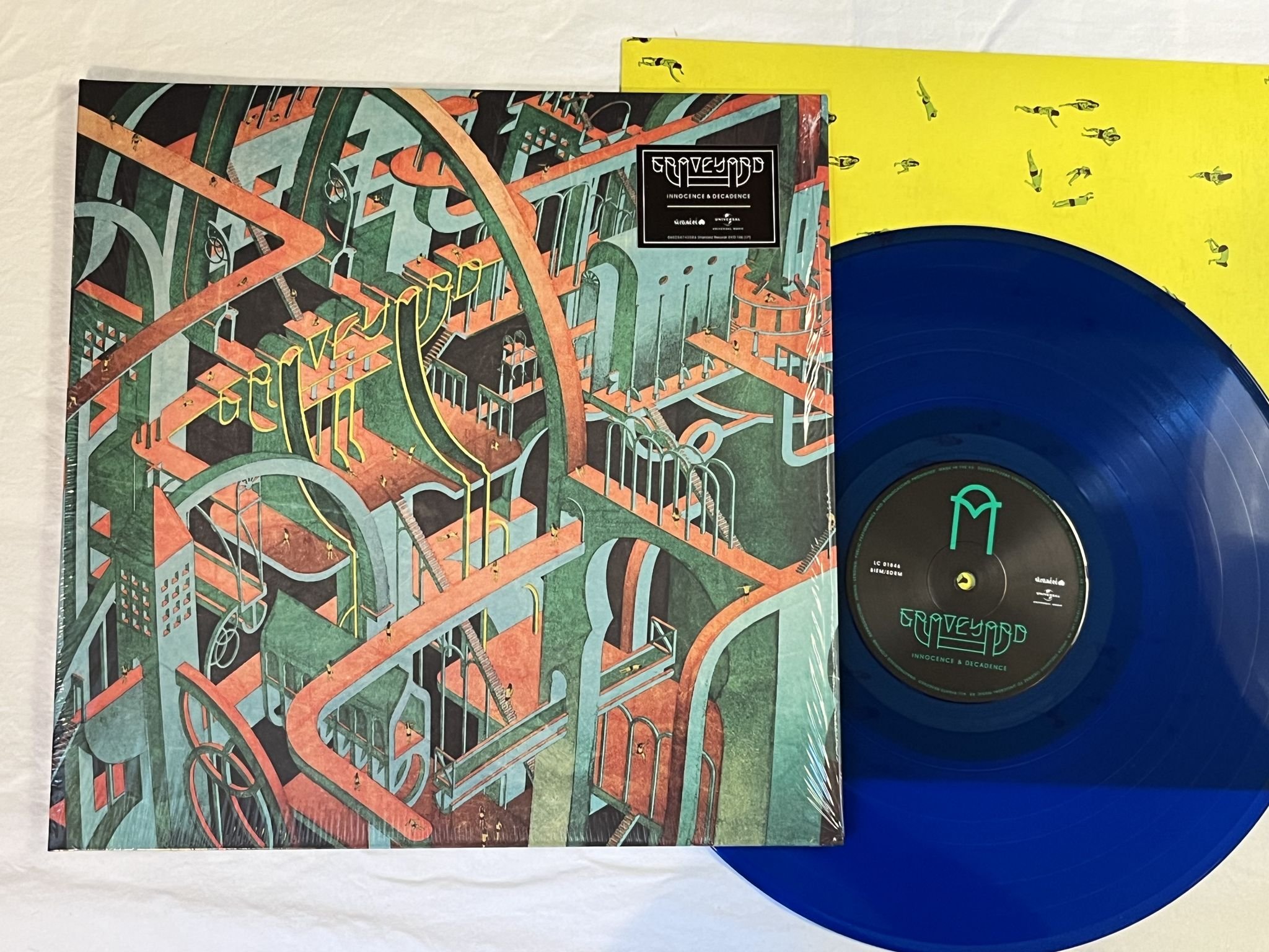 Omslagsbild för skivan GRAVEYARD Innocence & Decadence LP 2015 Swe NUCLEAR BLAST Limited Edition, Blue