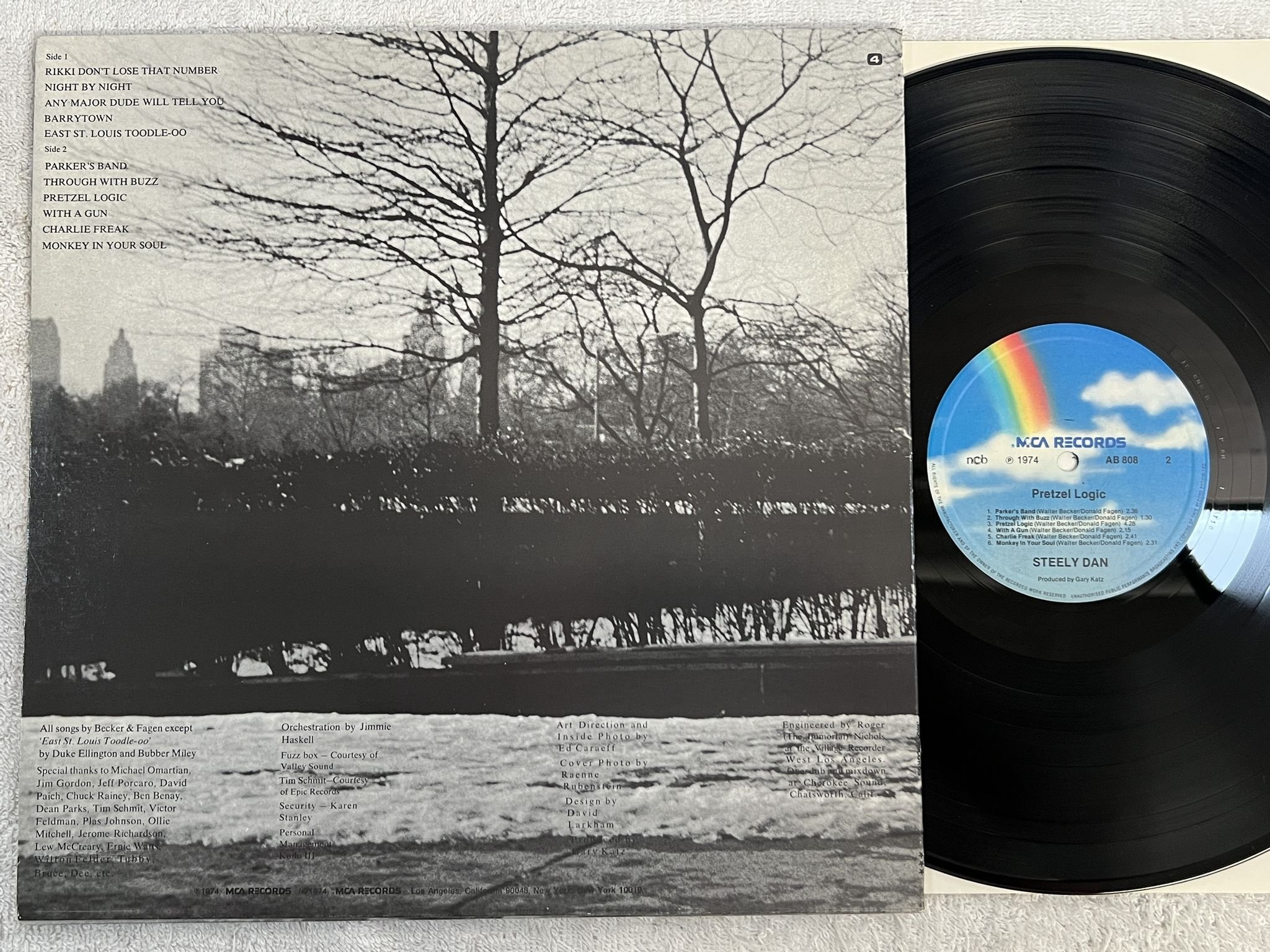 Omslagsbild för skivan STEELY DAN pretzel logic LP re NCB MCA AB 808