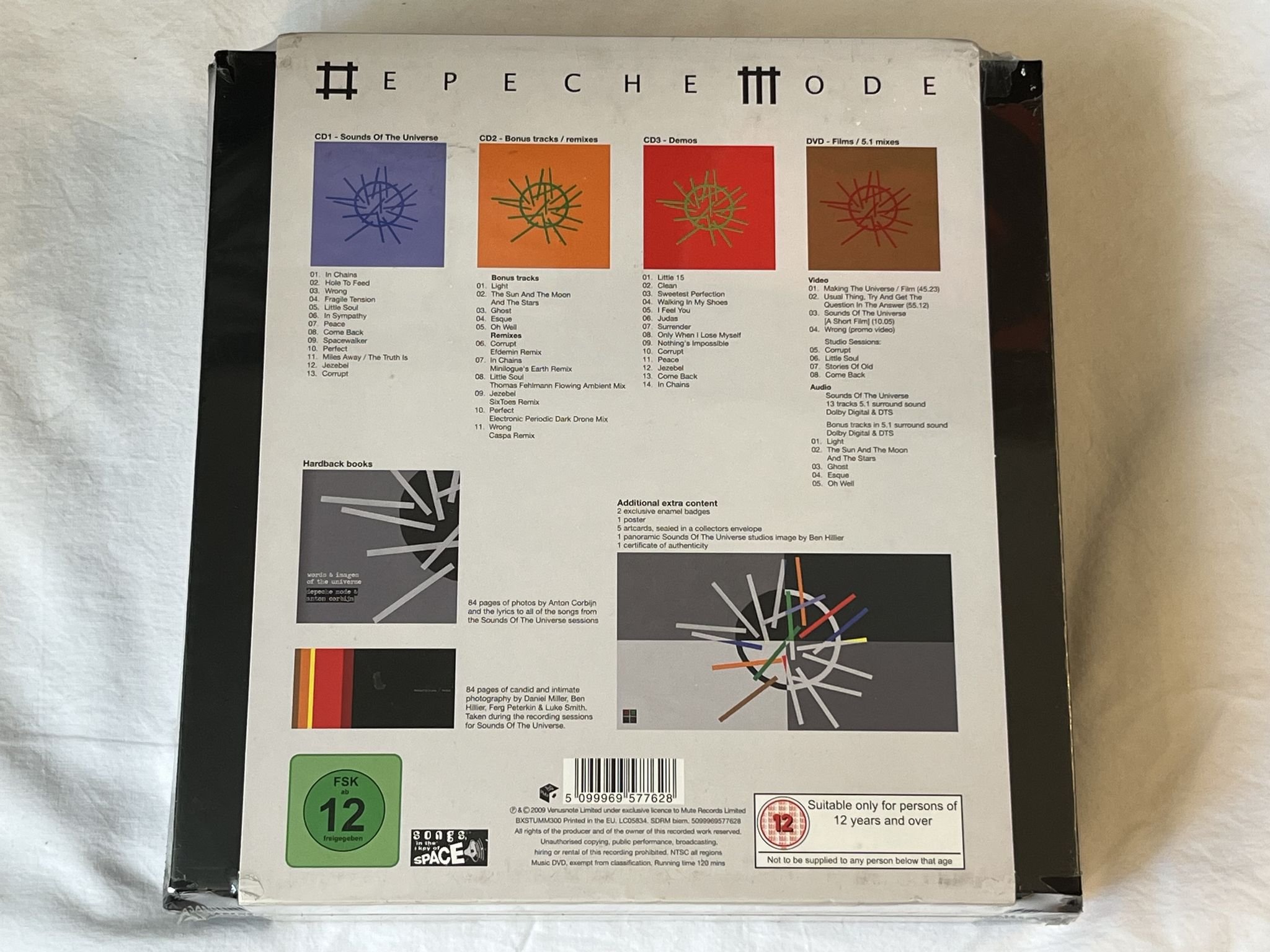 Omslagsbild för skivan DEPECHE MODE Sounds Of The Universe CD & DVD box set 2009 MUTE 5099969577628