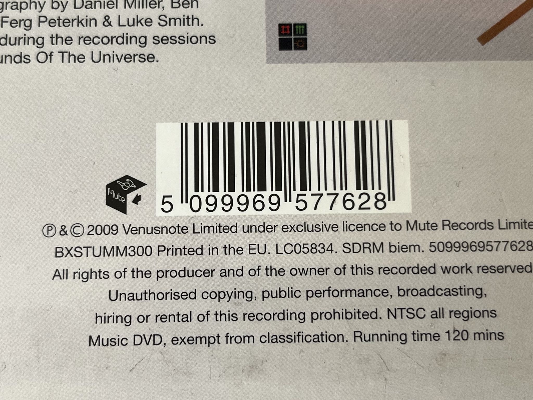 Omslagsbild för skivan DEPECHE MODE Sounds Of The Universe CD & DVD box set 2009 MUTE 5099969577628