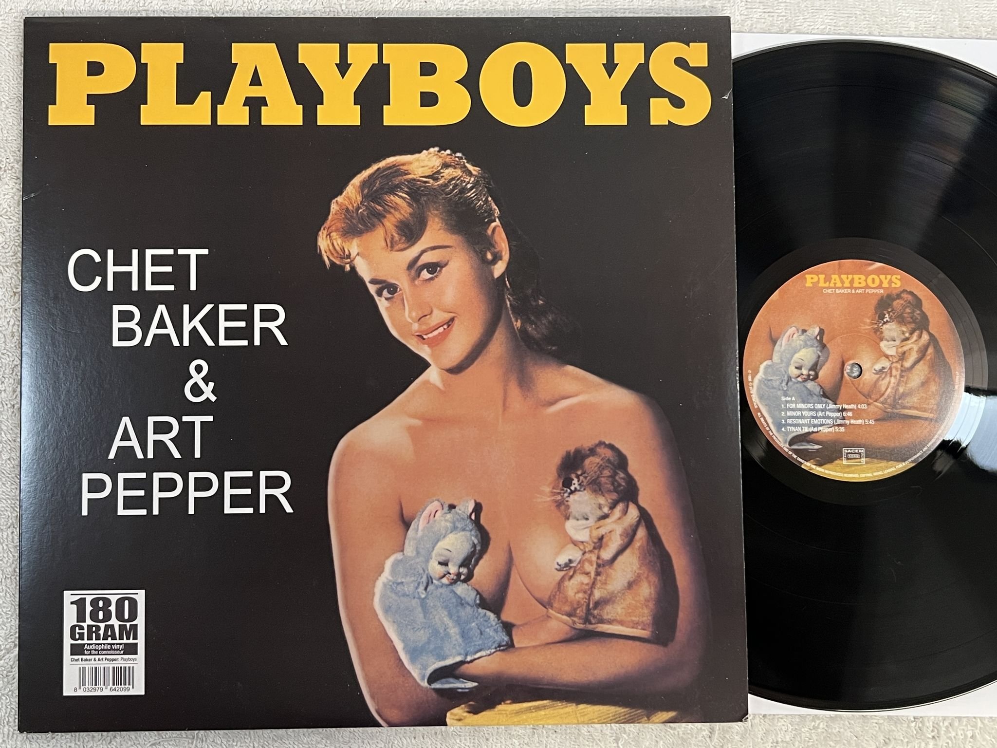 Omslagsbild för skivan CHET BAKER & ART PEPPER playboys LP 2011 Ita STUDIO MEDIA VNL 12209