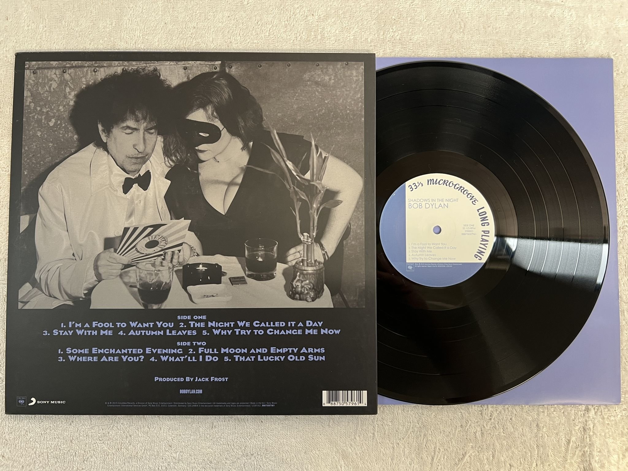 Omslagsbild för skivan BOB DYLAN Shadows In The Night LP 2015 COLUMBIA 88875057961