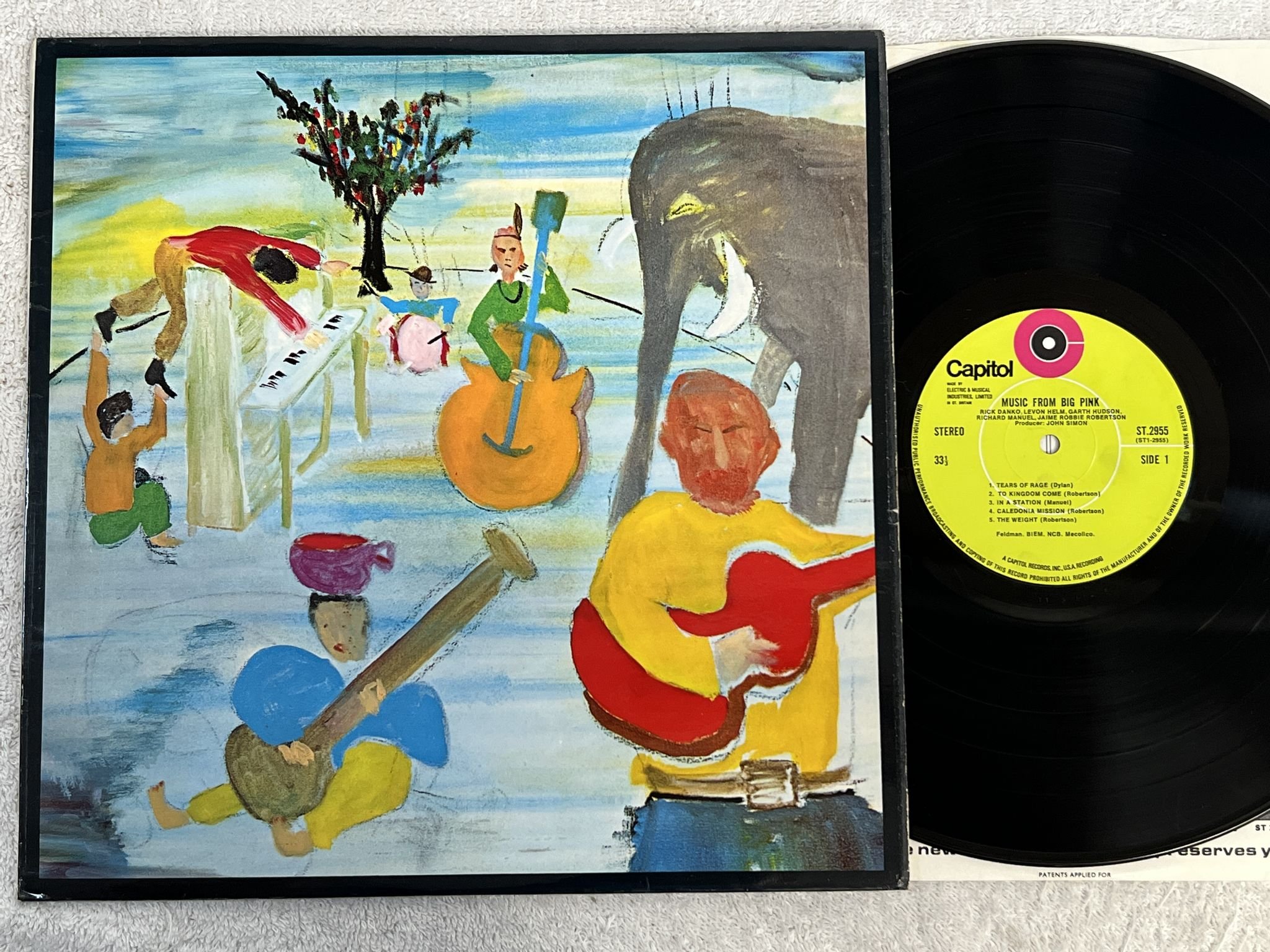 Omslagsbild för skivan THE BAND Music From Big Pink LP -68/69 UK CAPITOL ST 2955