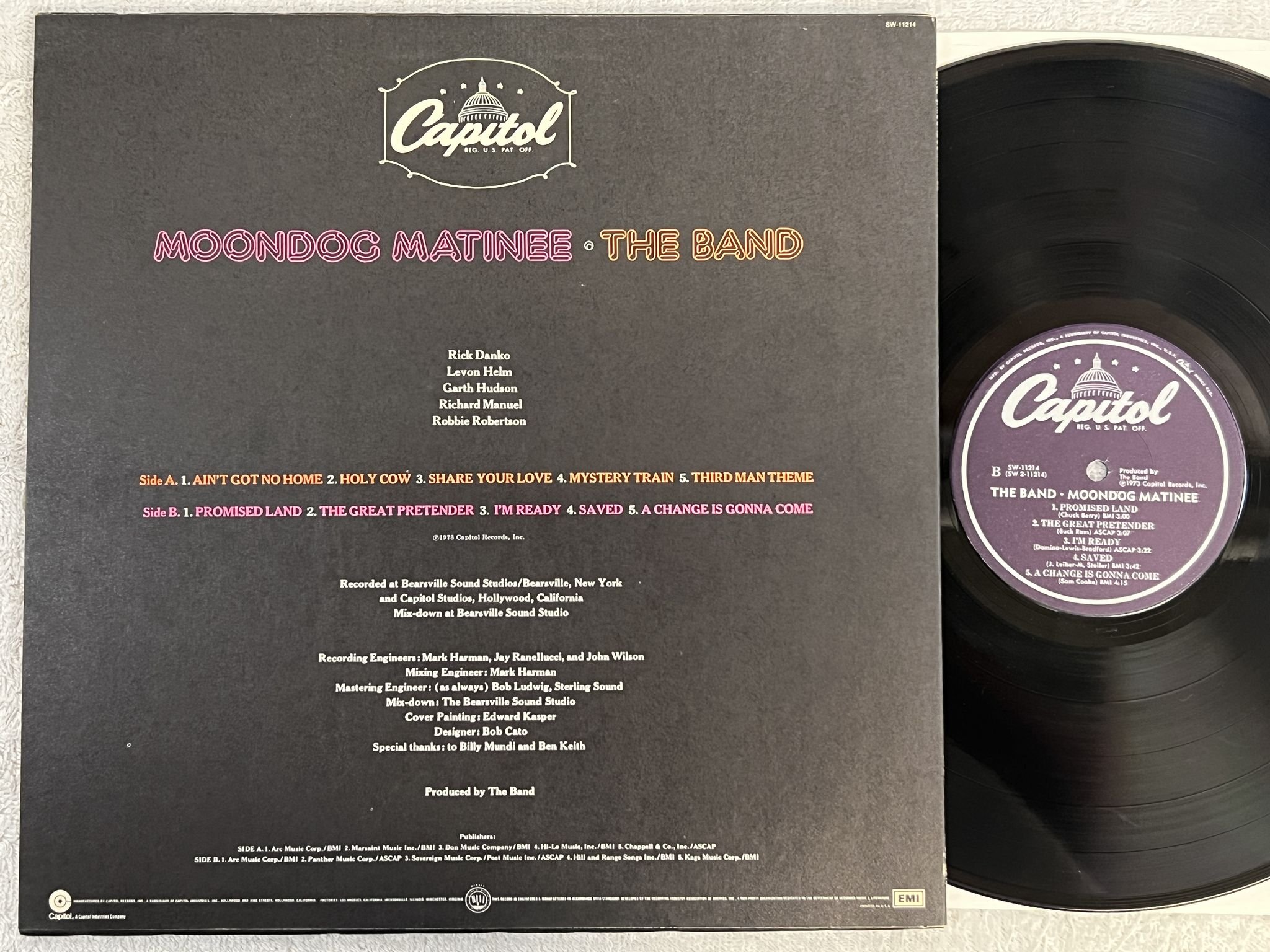 Omslagsbild för skivan THE BAND Moondog Matinee LP -73 US CAPITOL SW-71214