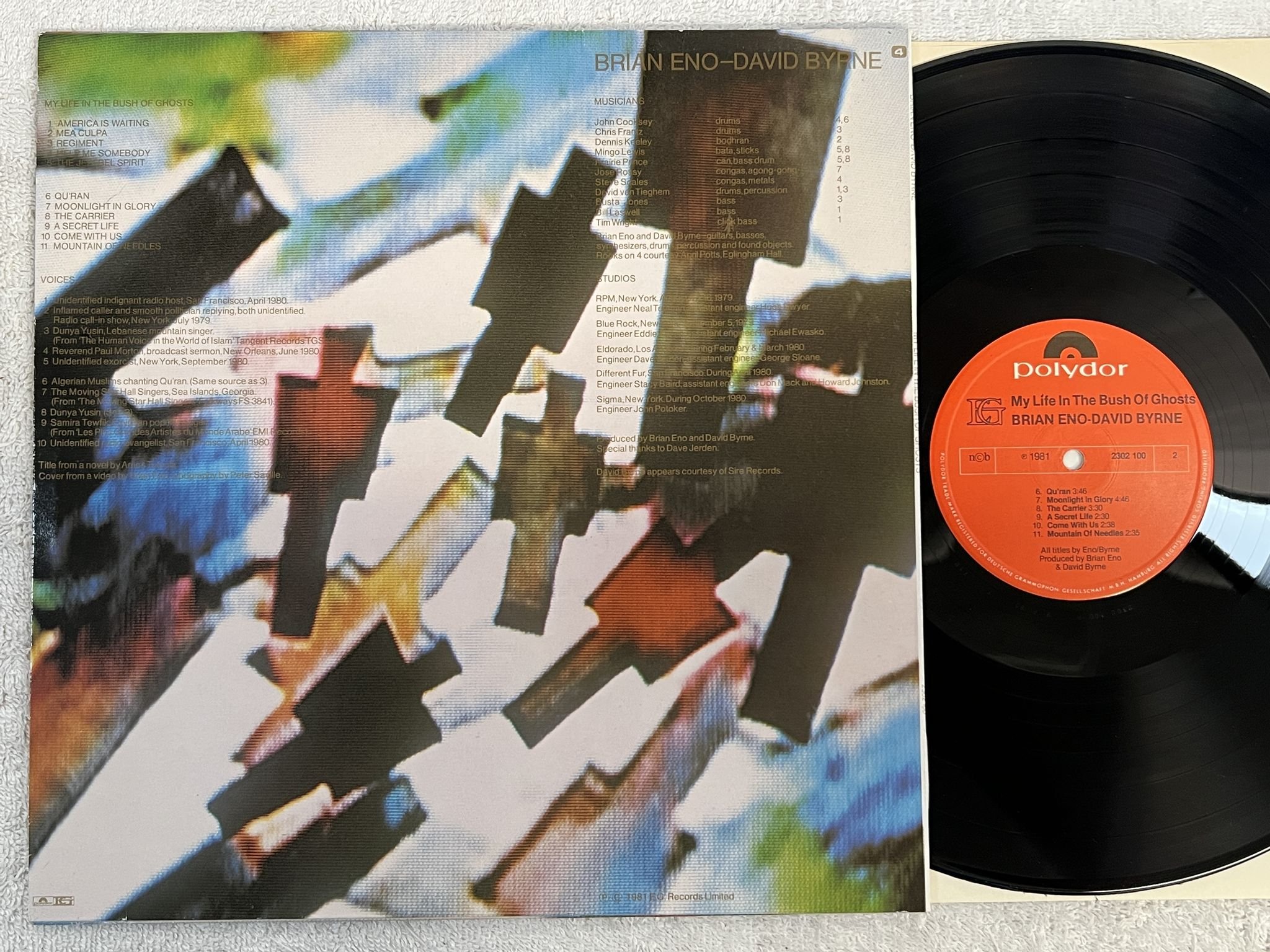 Omslagsbild för skivan BRIAN ENO / DAVID BYRNE My Life In The Bush Of Ghosts LP -81 ncb POLYDOR 2302100