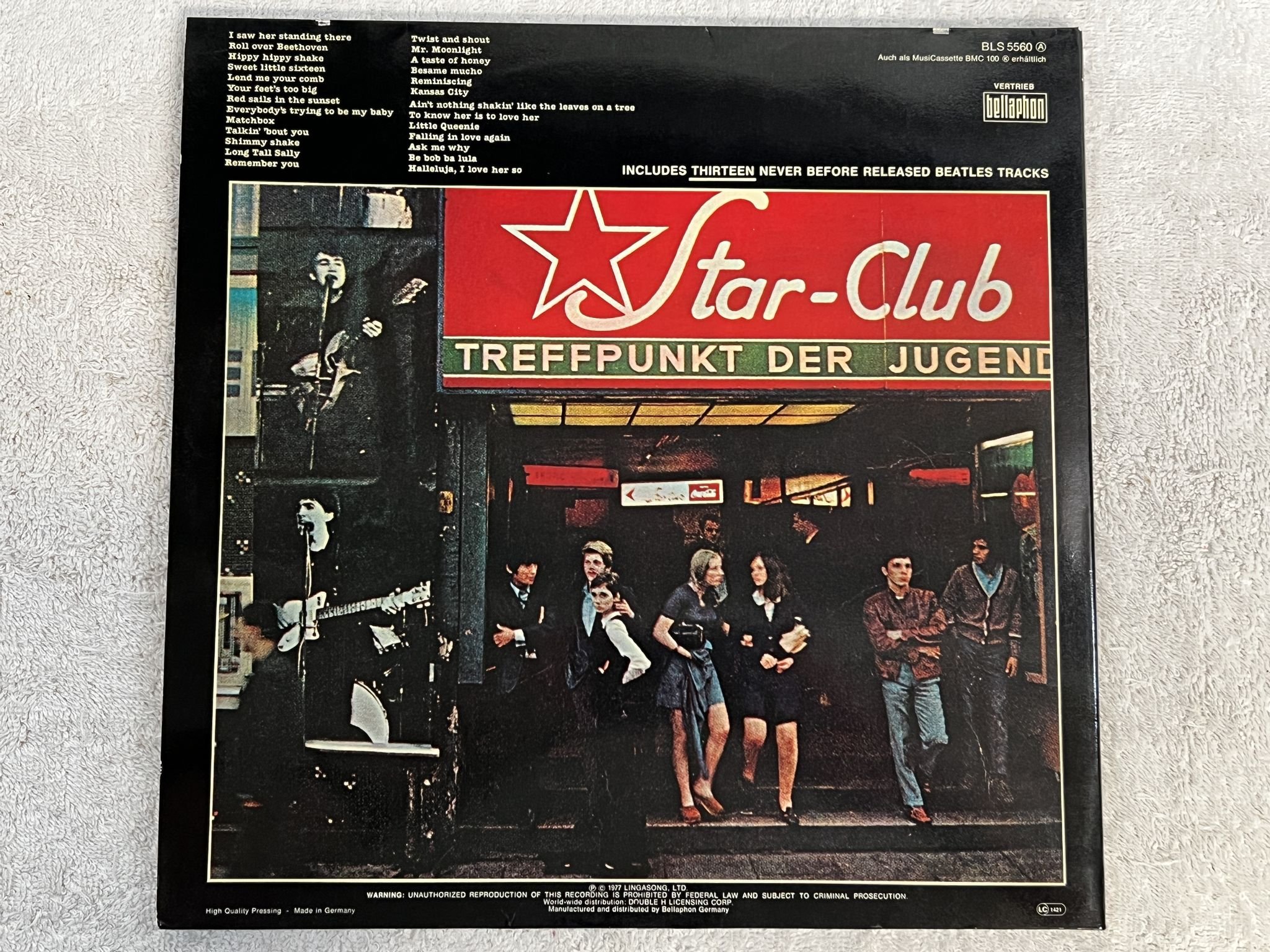 Omslagsbild för skivan THE BEATLES live at the star-club 2xLP -77 Ger BELLAPHON BLS 5560