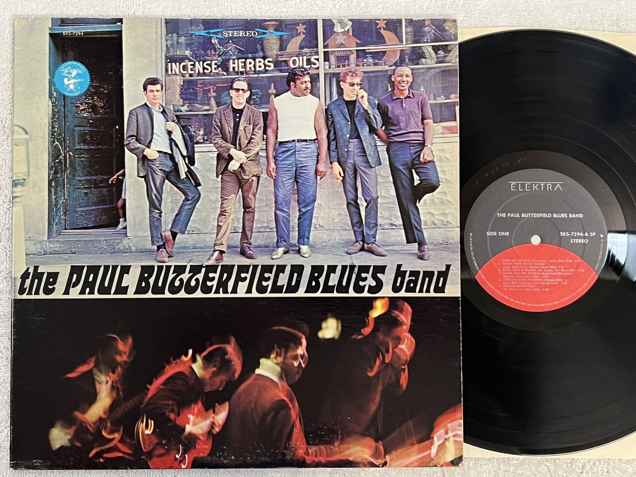 Omslagsbild för skivan THE PAUL BUTTERFIELD BLUES BAND s/t LP re ELEKTRA EKS 7294 SP