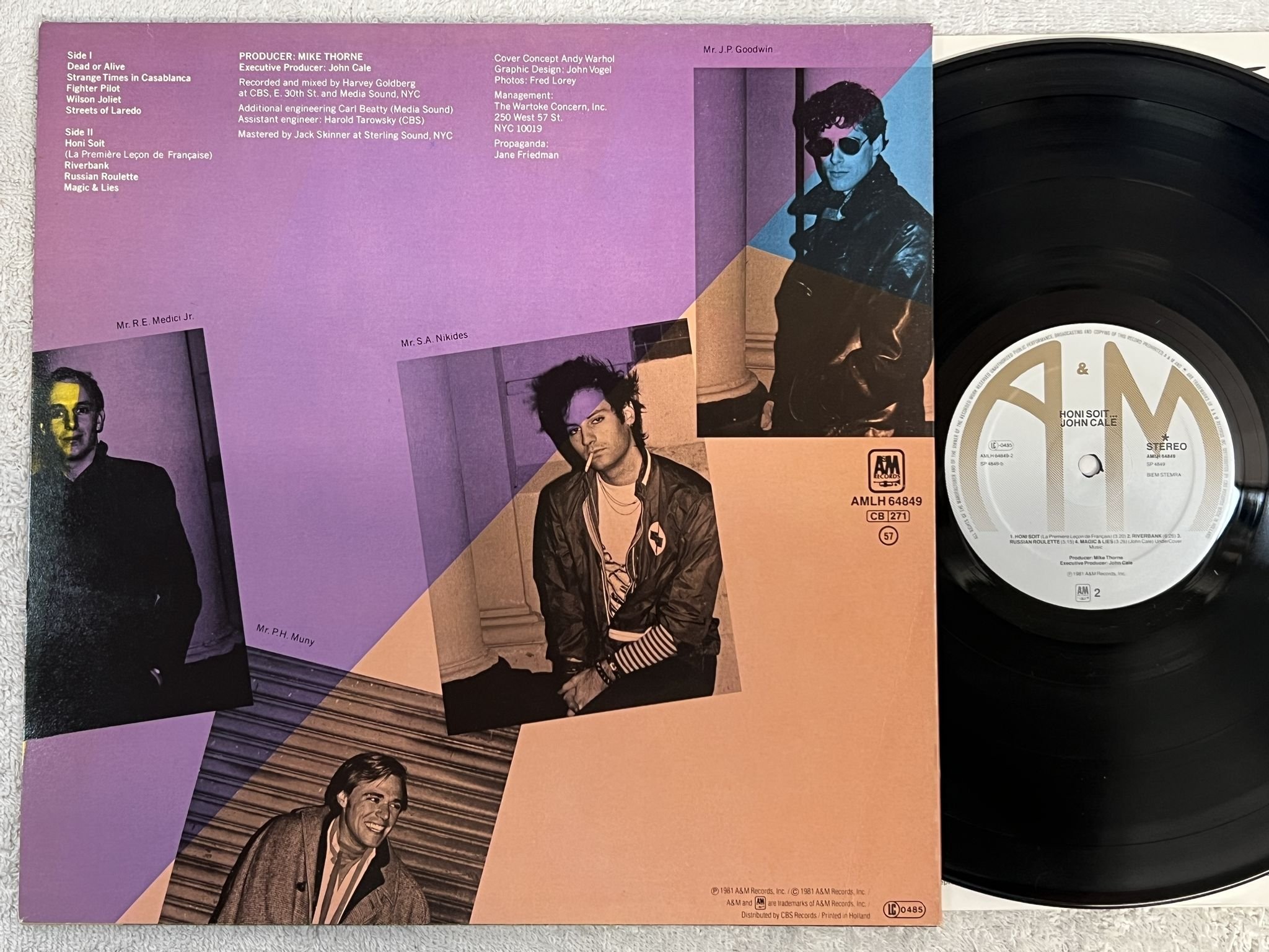 Omslagsbild för skivan JOHN CALE Honi Soit LP -81 A&M AMLH 64849