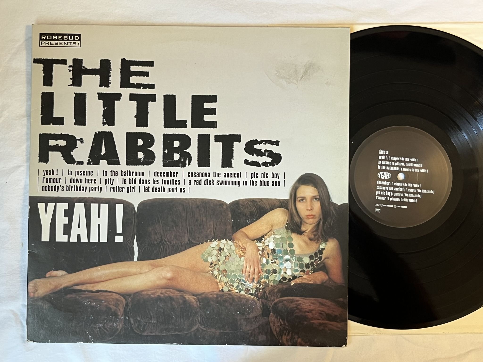 Omslagsbild för skivan THE LITTLE RABBITS yeah! LP -98 Fra ROSEBUD 7052 *** ELECTRO / INDIE ROCK ***