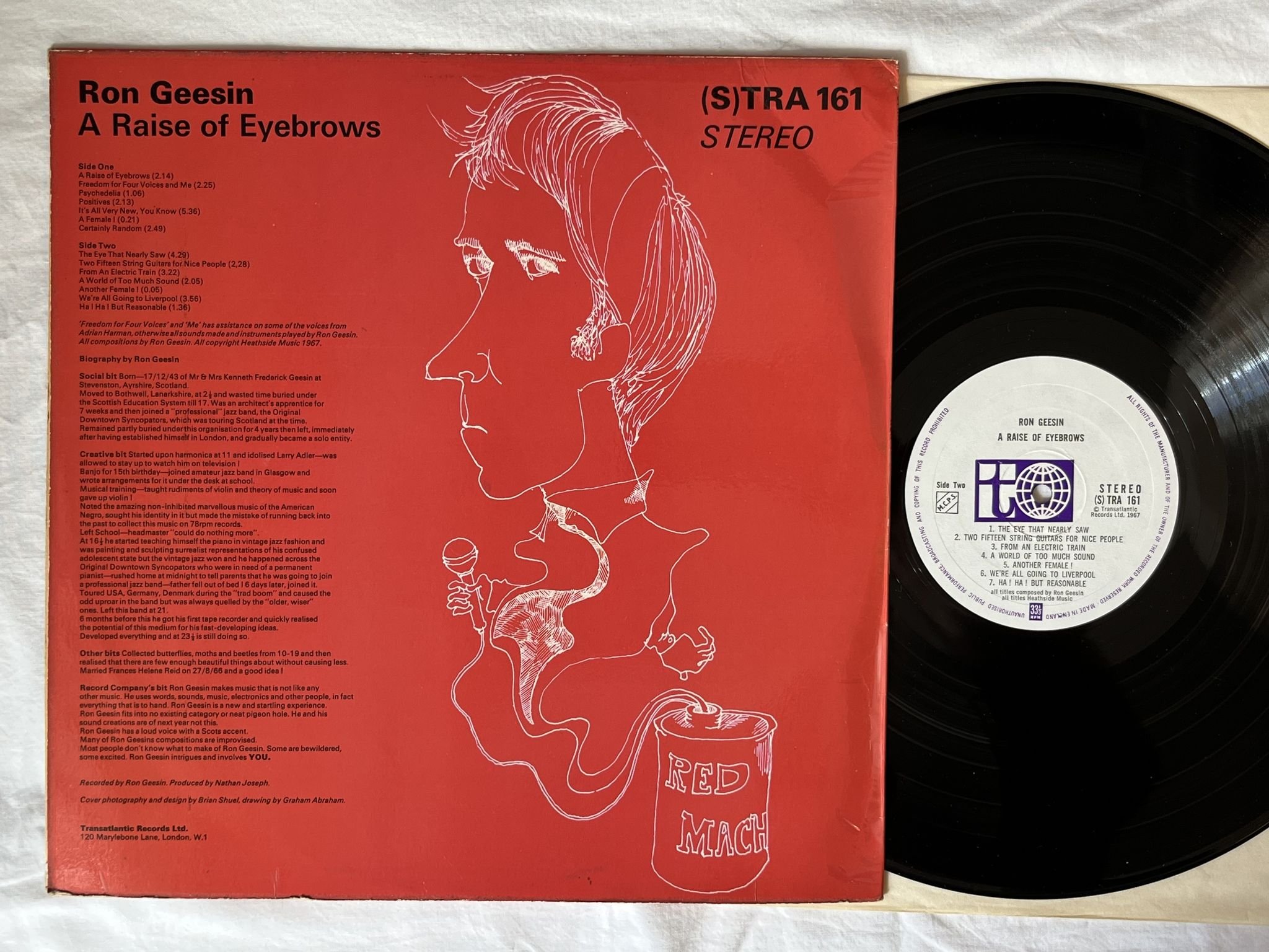Omslagsbild för skivan RON GEESIN A Raise Of Eyebrows LP -67 UK tranatlantic TRA 161 ** Spoken word **
