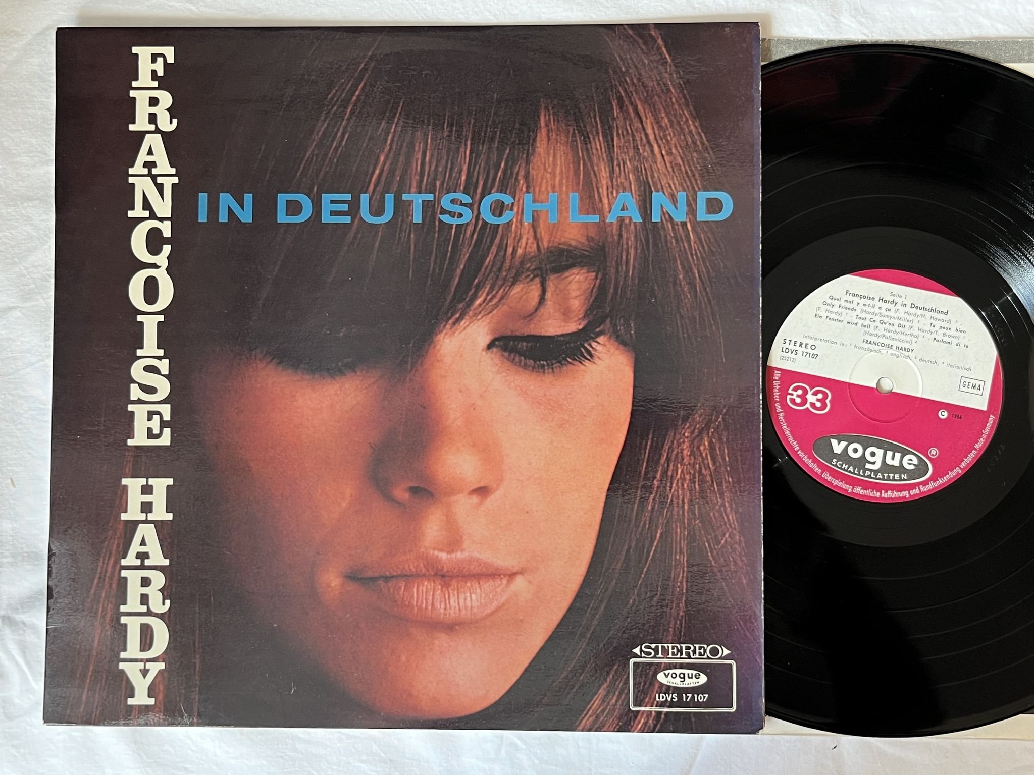 Omslagsbild för skivan FRANCOISE HARDY in Deutschland LP -66 Ger VOGUE LDVS 17107