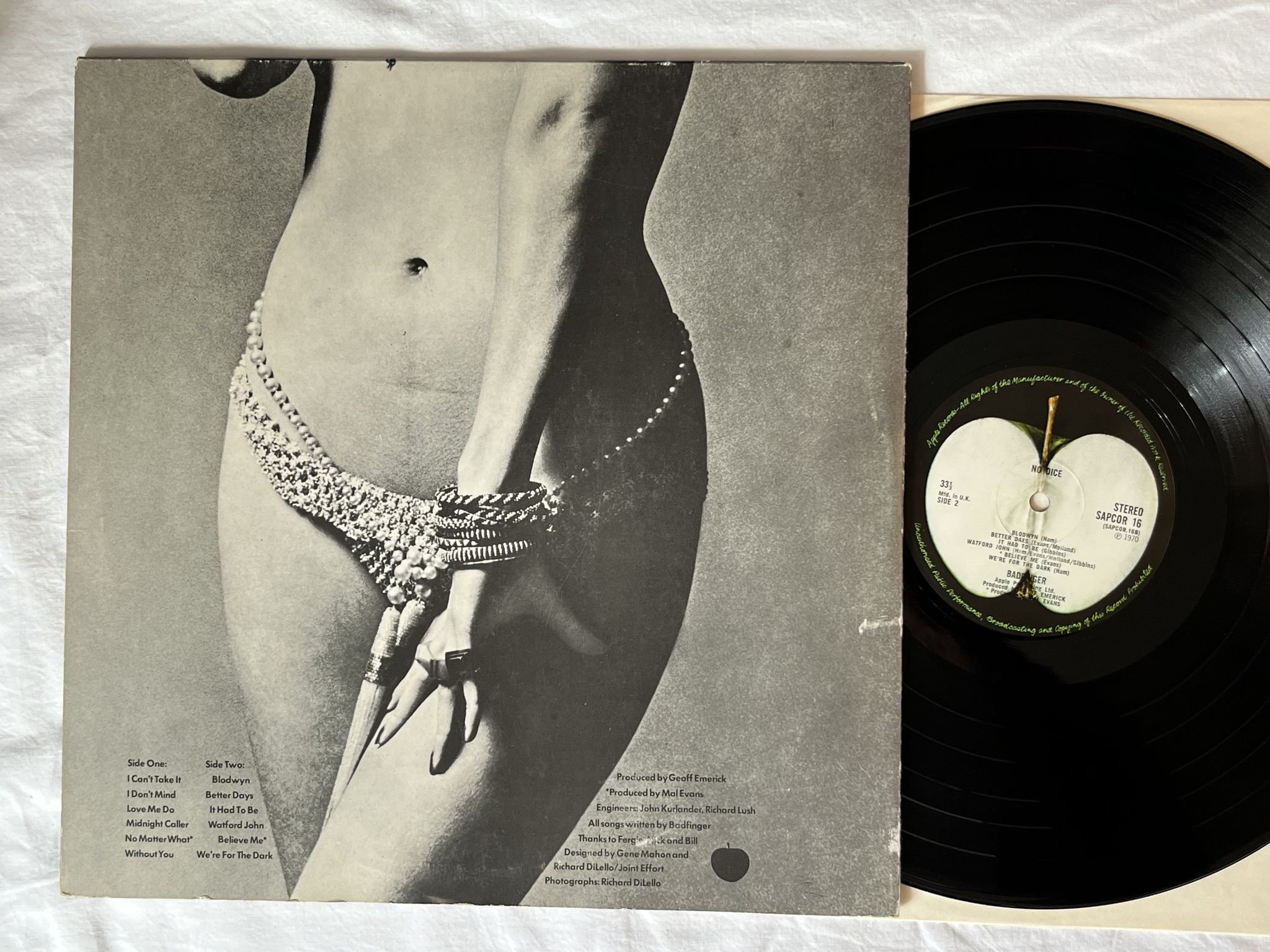 Omslagsbild för skivan BADFINGER no dice LP -70 UK APPLE SAPCOR 16