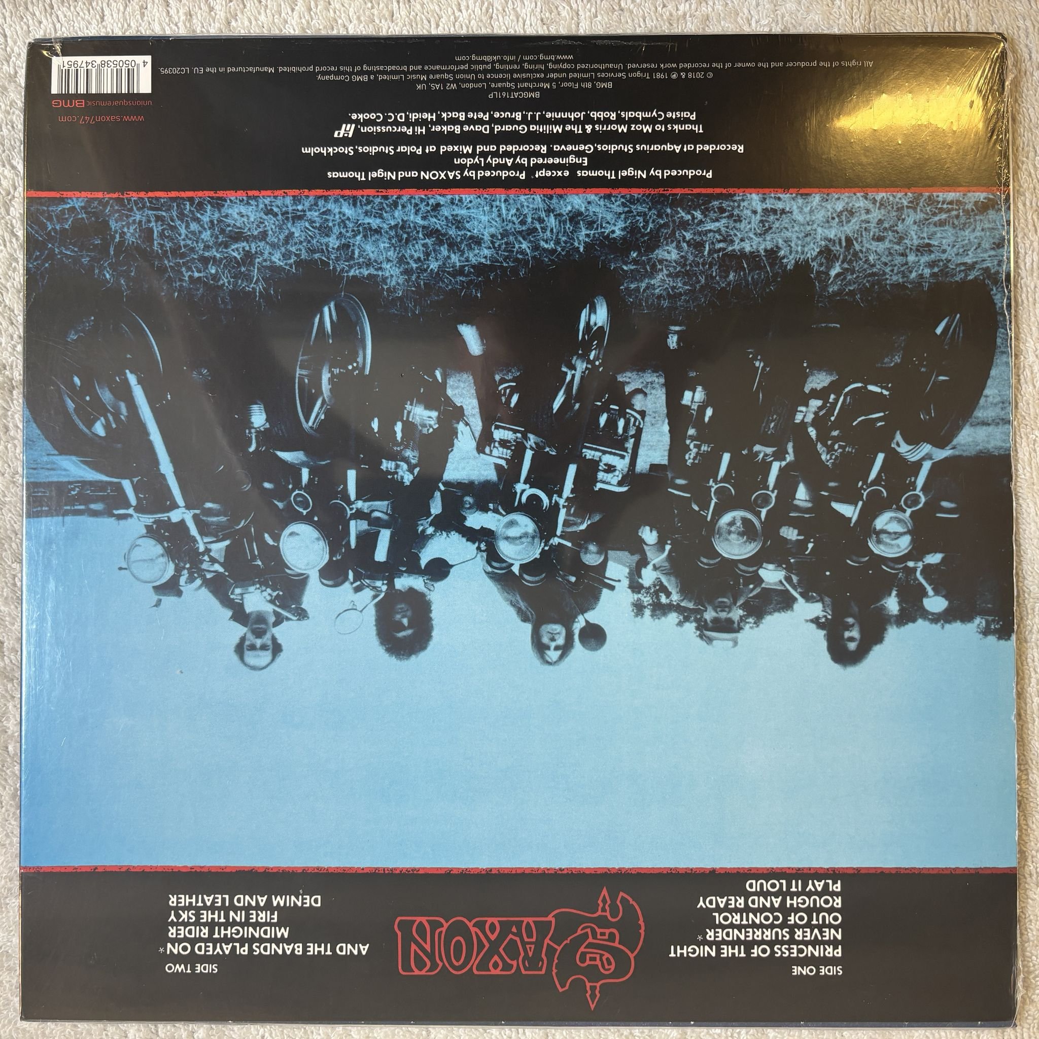 Omslagsbild för skivan SAXON Denim And Leather LP- 2021 BMG BMGCAT161CLP