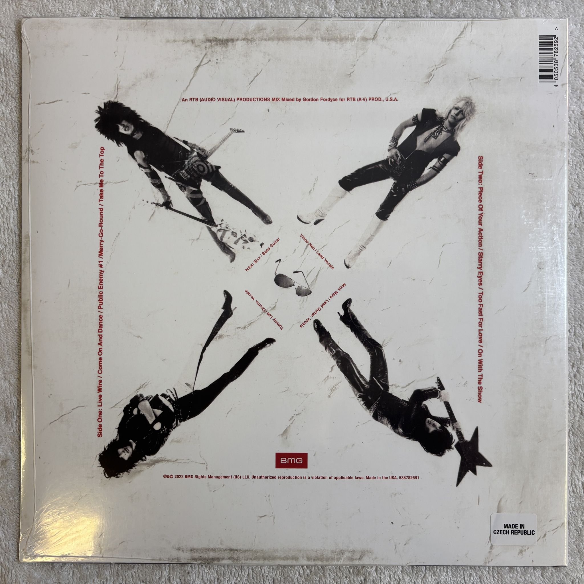 Omslagsbild för skivan MÖTLEY CRÜE Too Fast For Love LP- 2022 BMG 538782591