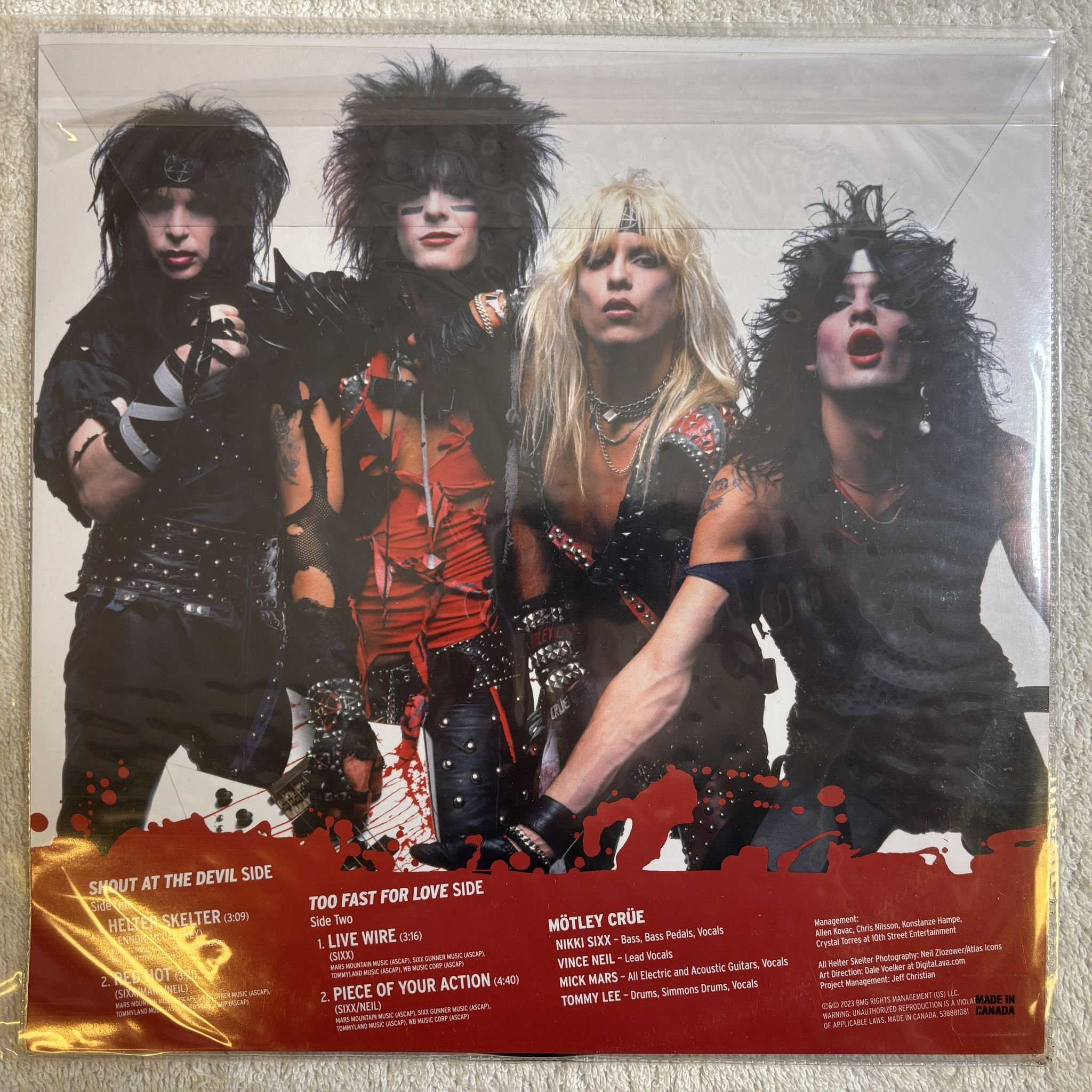 Omslagsbild för skivan MÖTLEY CRÜE Helter Skelter LP- 2023 Elektra 538881081