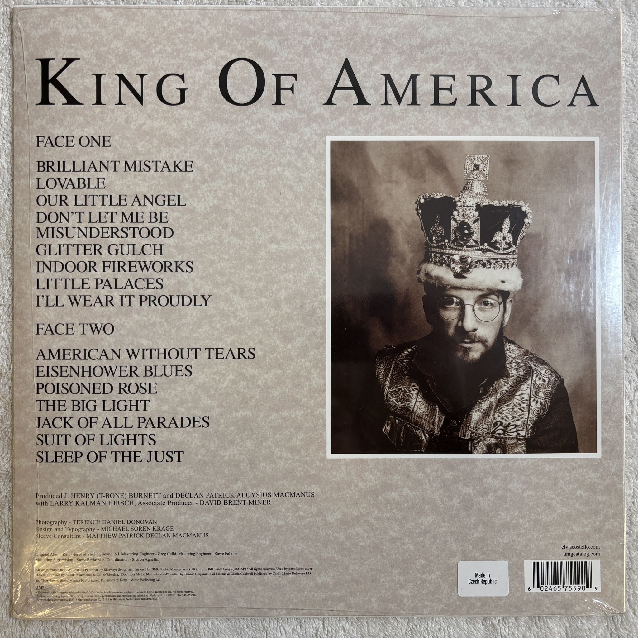 Omslagsbild för skivan COSTELLO King Of America LP- 2024 UMe 602465755909