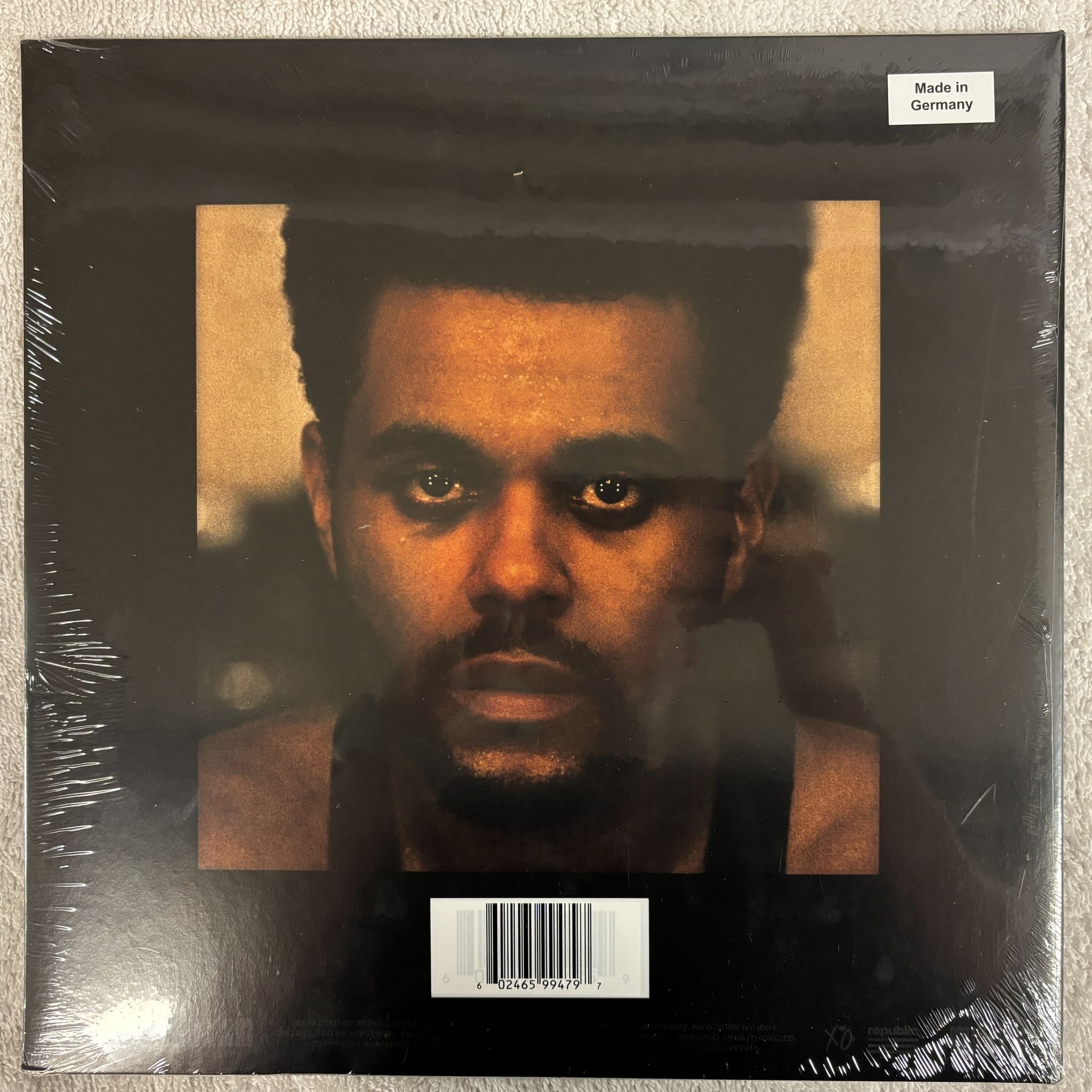 Omslagsbild för skivan THE WEEKND Hurry Up Tomorrow LP -2025 XO 602465994759