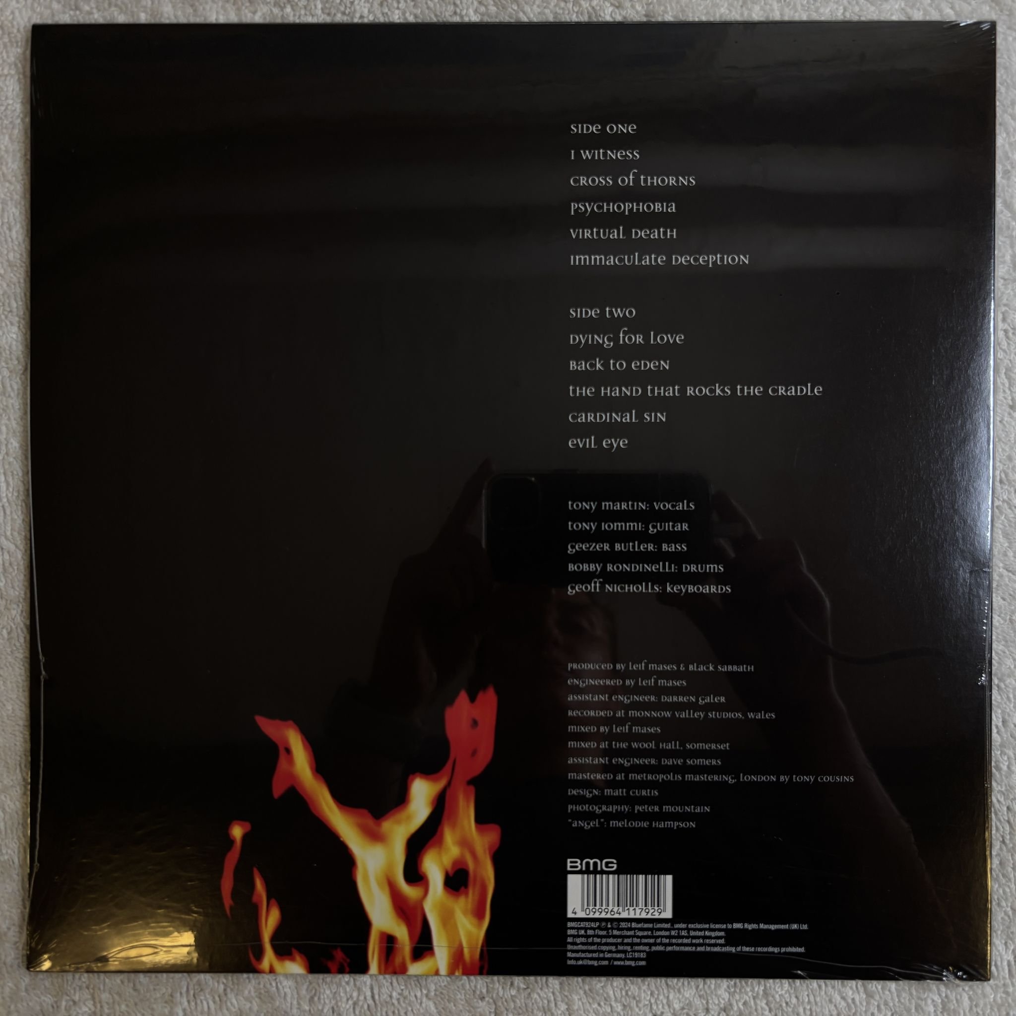 Omslagsbild för skivan BLACK SABBATH Cross Purposes LP -2024 BMG – BMGCAT924LP