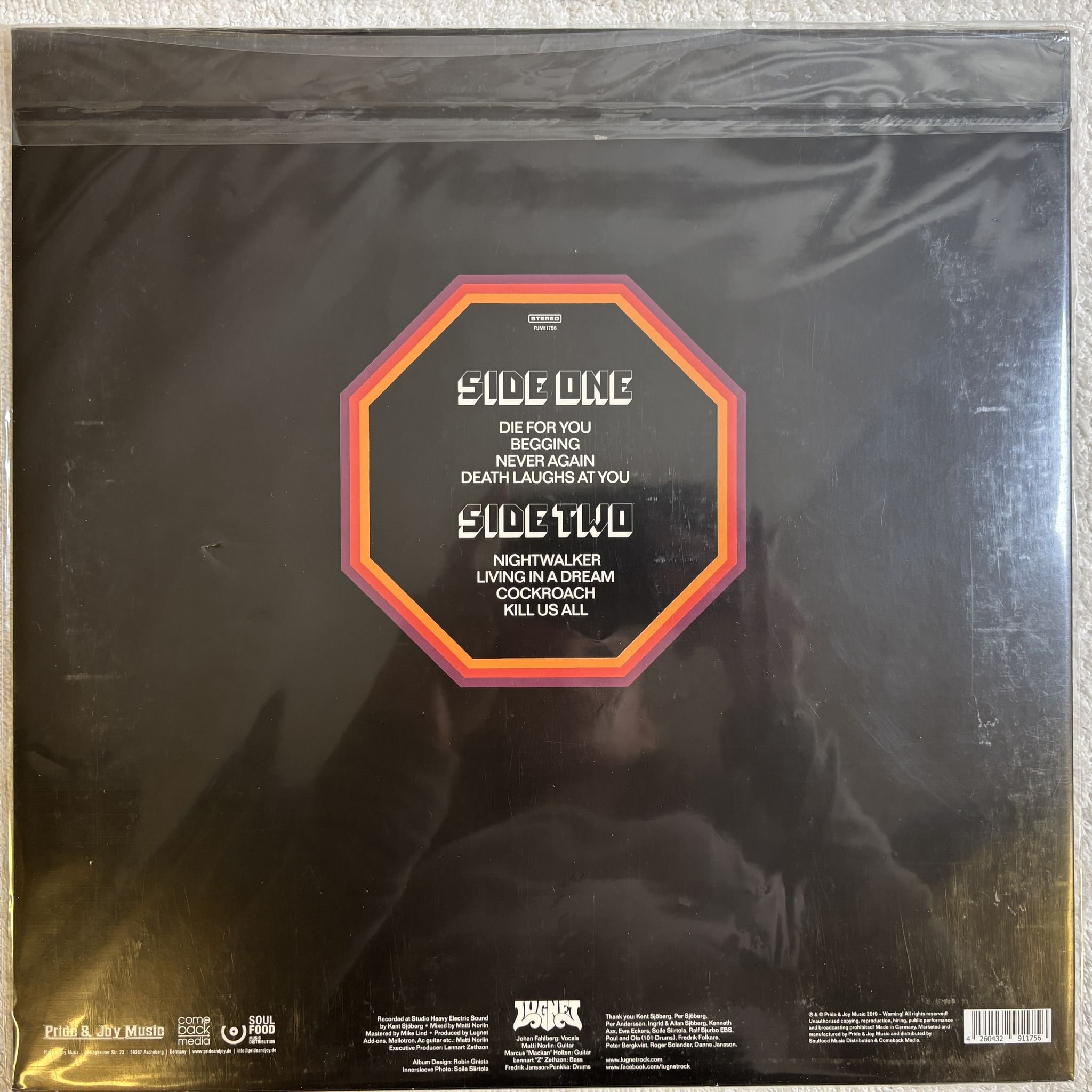 Omslagsbild för skivan LUGNET Nightwalker LP- 2019 Pride & Joy Music PJM11756 ** signed cover **