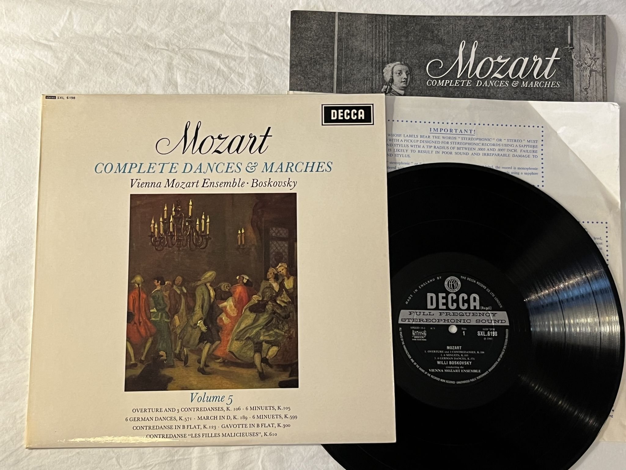 Omslagsbild för skivan WILLI BOSKOVSKY Mozart: Complete dances & marches vol 5 LP -65 UK DECCA SXL 6198