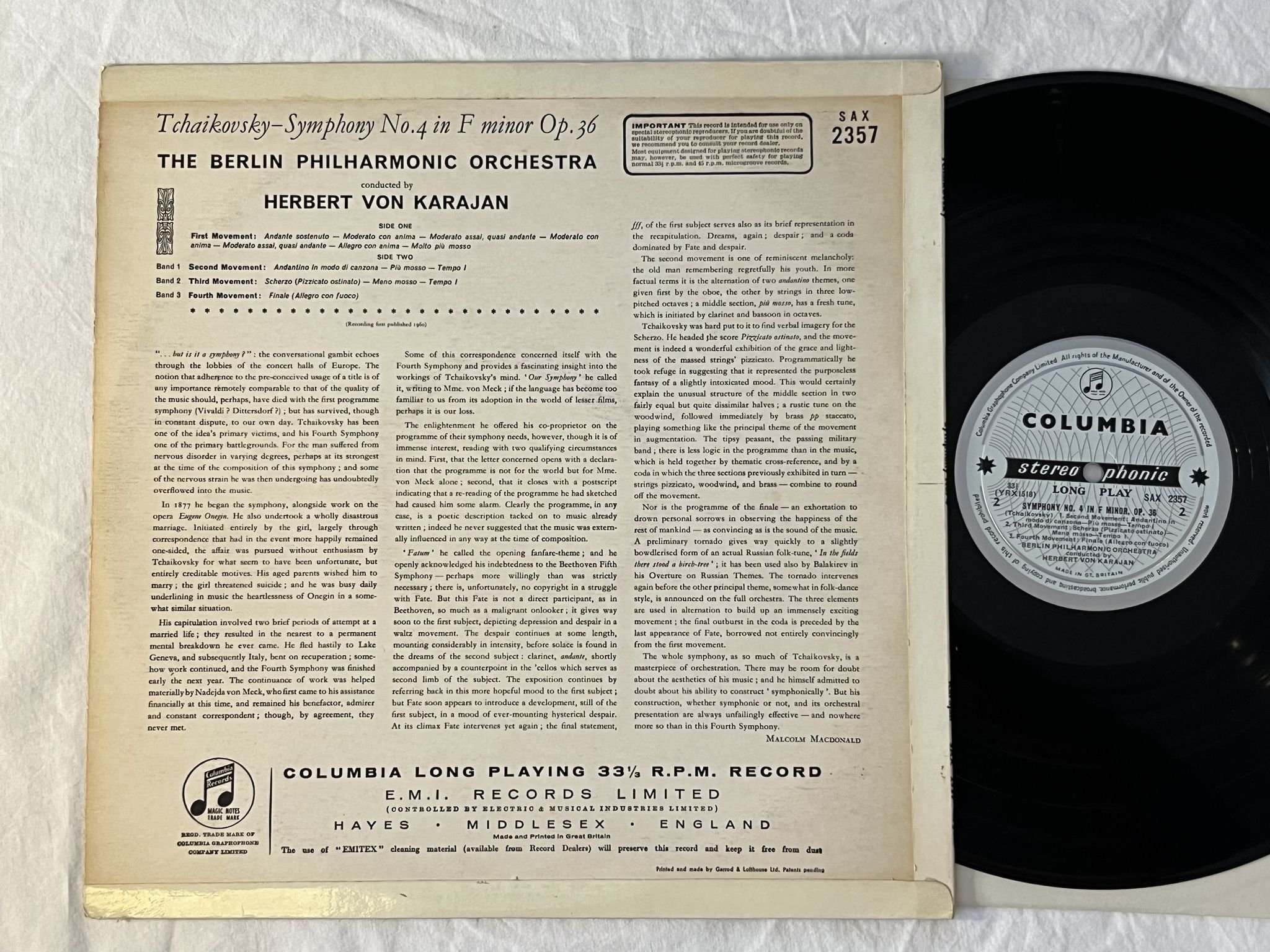 Omslagsbild för skivan VON KARAJAN Tchaikovsky: symphony no 4 LP -60 UK COLUMBIA SAX 2357