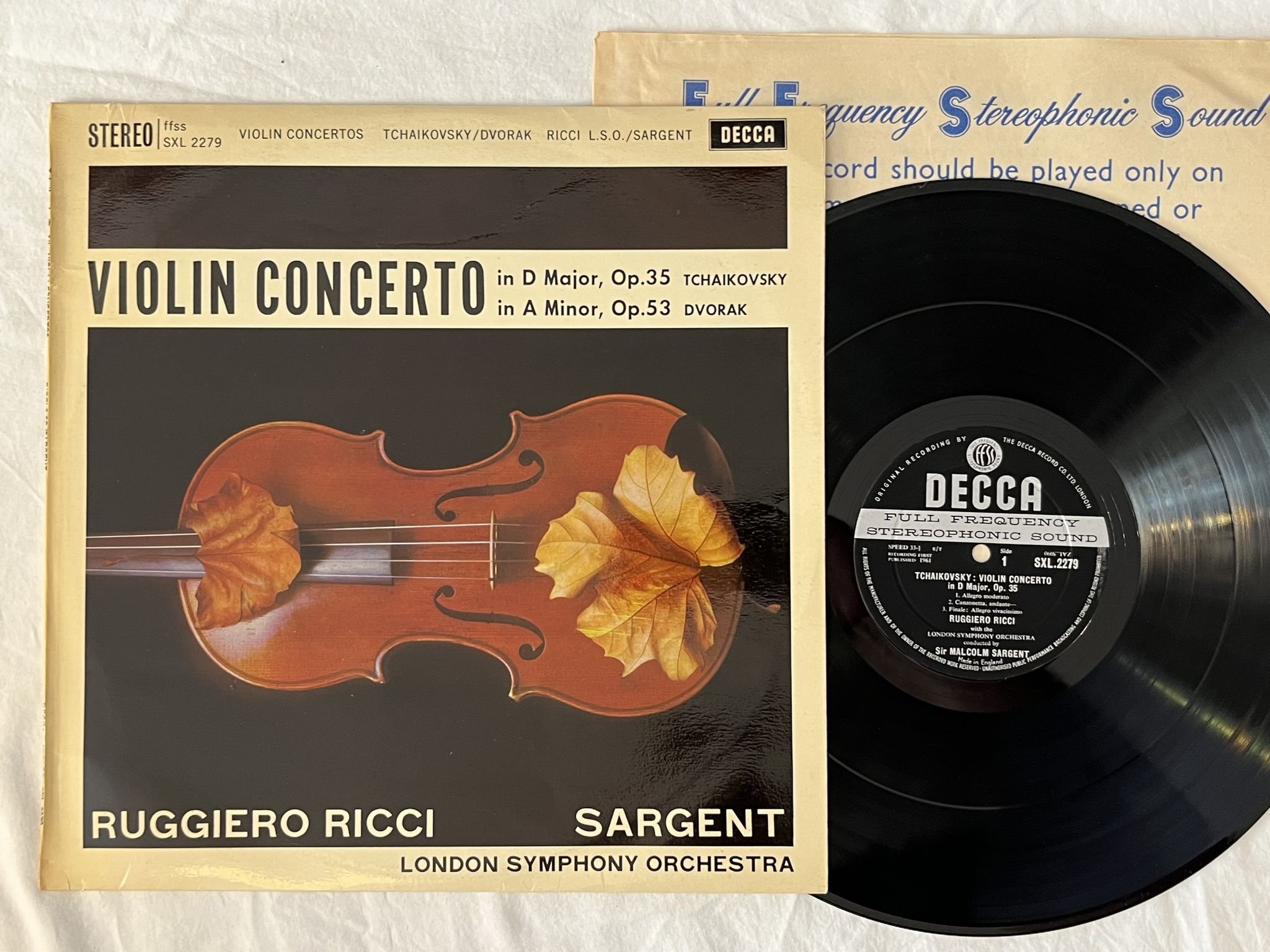 Omslagsbild för skivan RUGGIERO RICCI Tchaikovsky: violin concertos LP -61 UK DECCA SXL 2279 ** RARE **