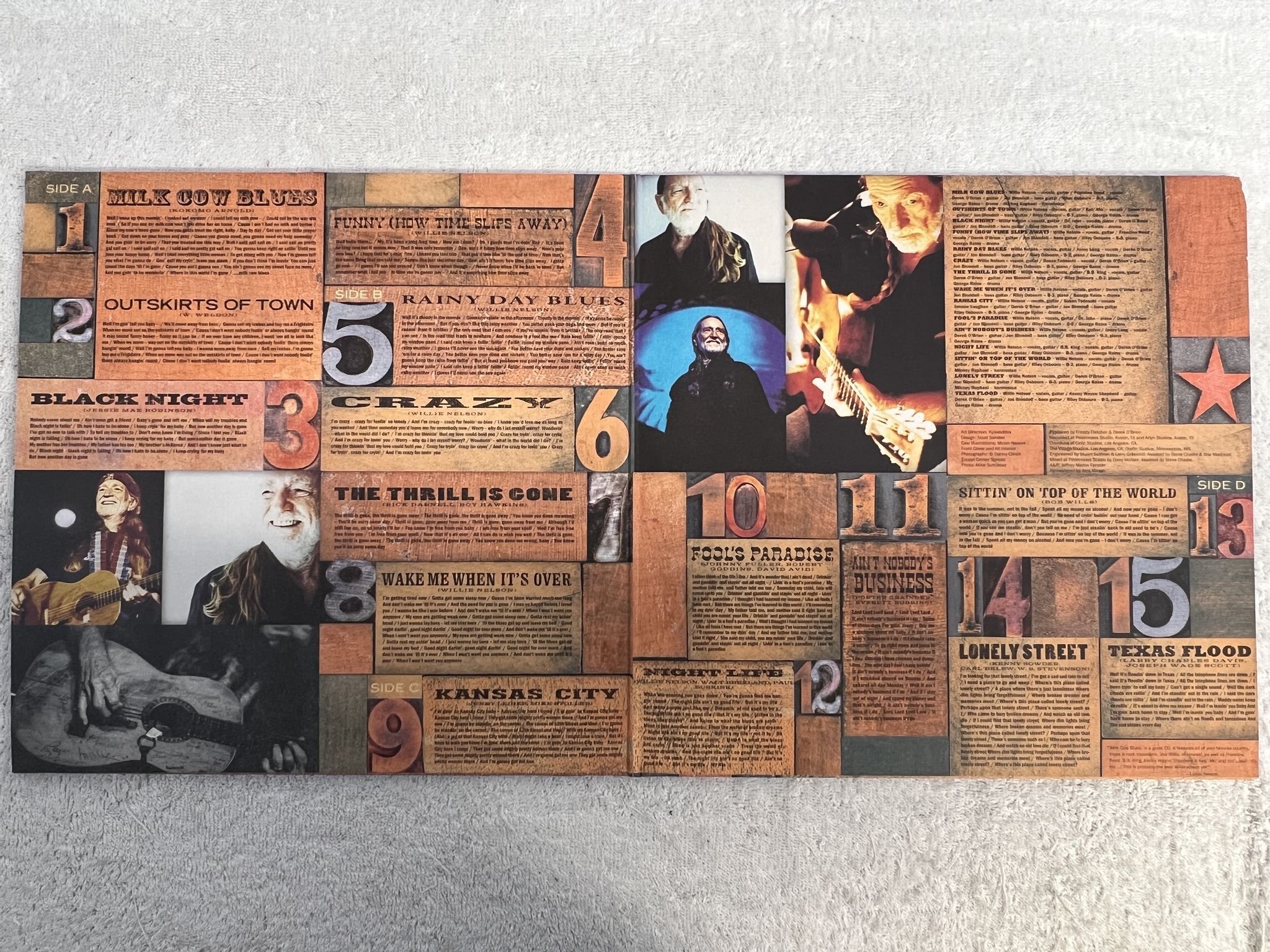 Omslagsbild för skivan WILLIE NELSON Milk Cow Blues 2xLP 2023 ISLAND 00602455631473