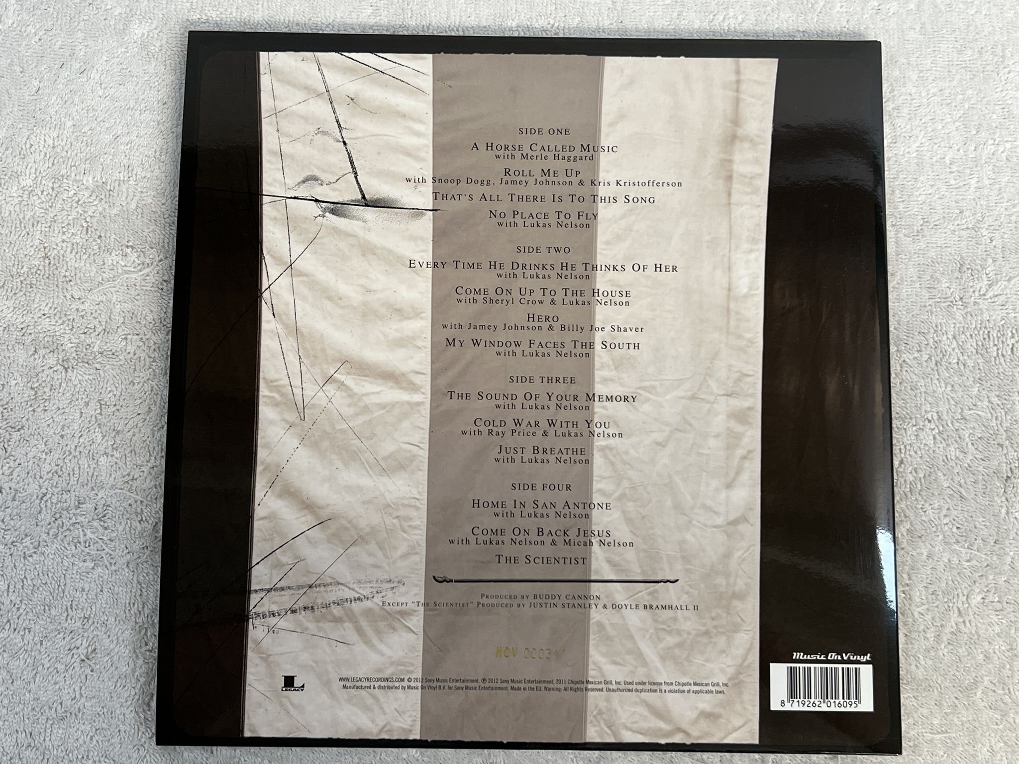 Omslagsbild för skivan WILLIE NELSON Heroes 2xLP 2021 MUSIC ON VINYL MOVLP549