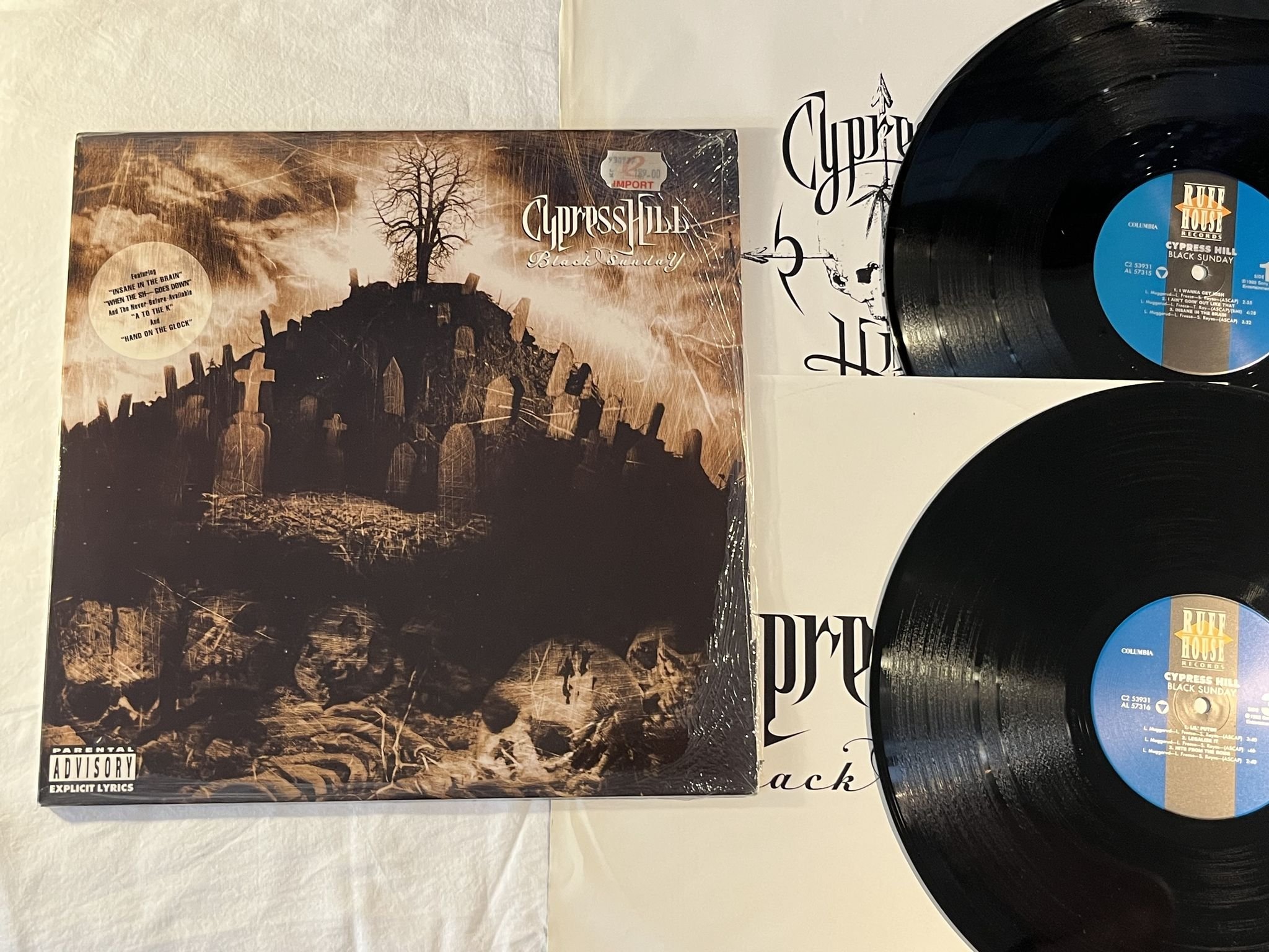 Omslagsbild för skivan CYPRESS HILL Black Sunday 2xLP -93 US RUFFHOUSE C2 53931 *** MASTERPIECE ***