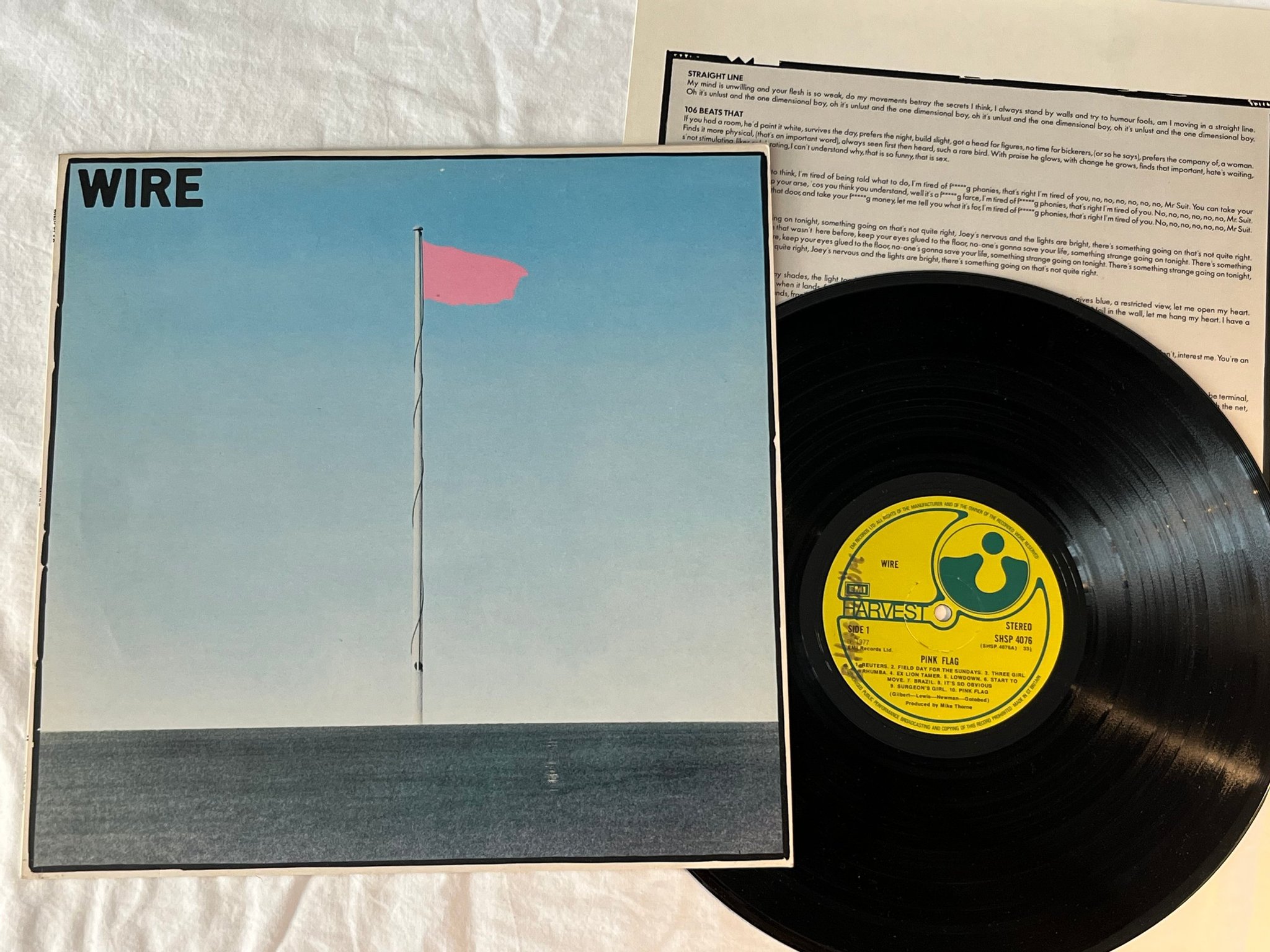 Omslagsbild för skivan WIRE Pink Flag LP -77 UK HARVEST SHSP 4076 *** RARE PUNK ROCK ***