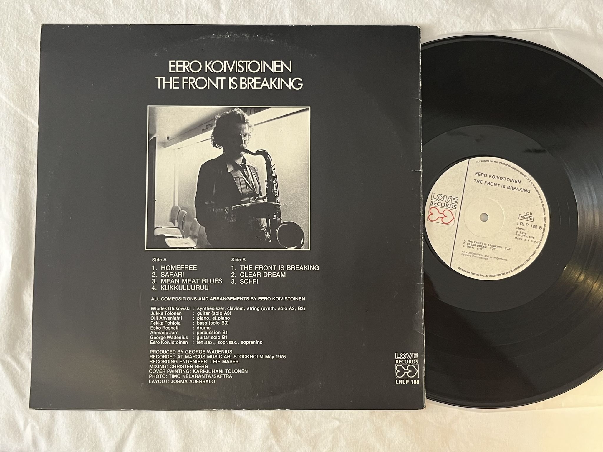 Omslagsbild för skivan EERO KOIVISTOINEN the front is breaking LP -76 Finland LOVE LRLP 188 ** RARE **