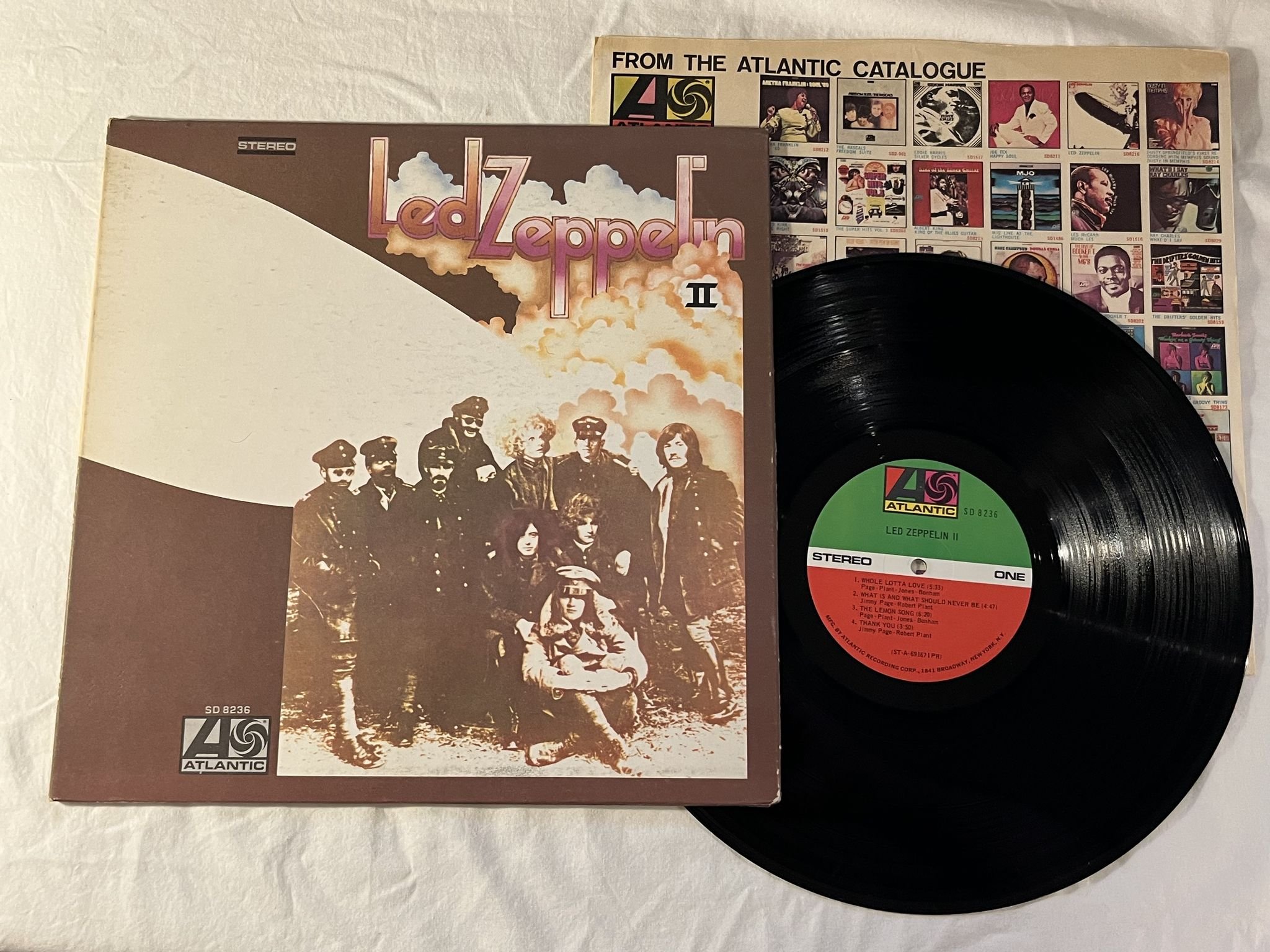 Omslagsbild för skivan LED ZEPPELIN II LP -69 US ATLANTIC SD 8236 ** RARE HOT MIX / PRESSWELL **