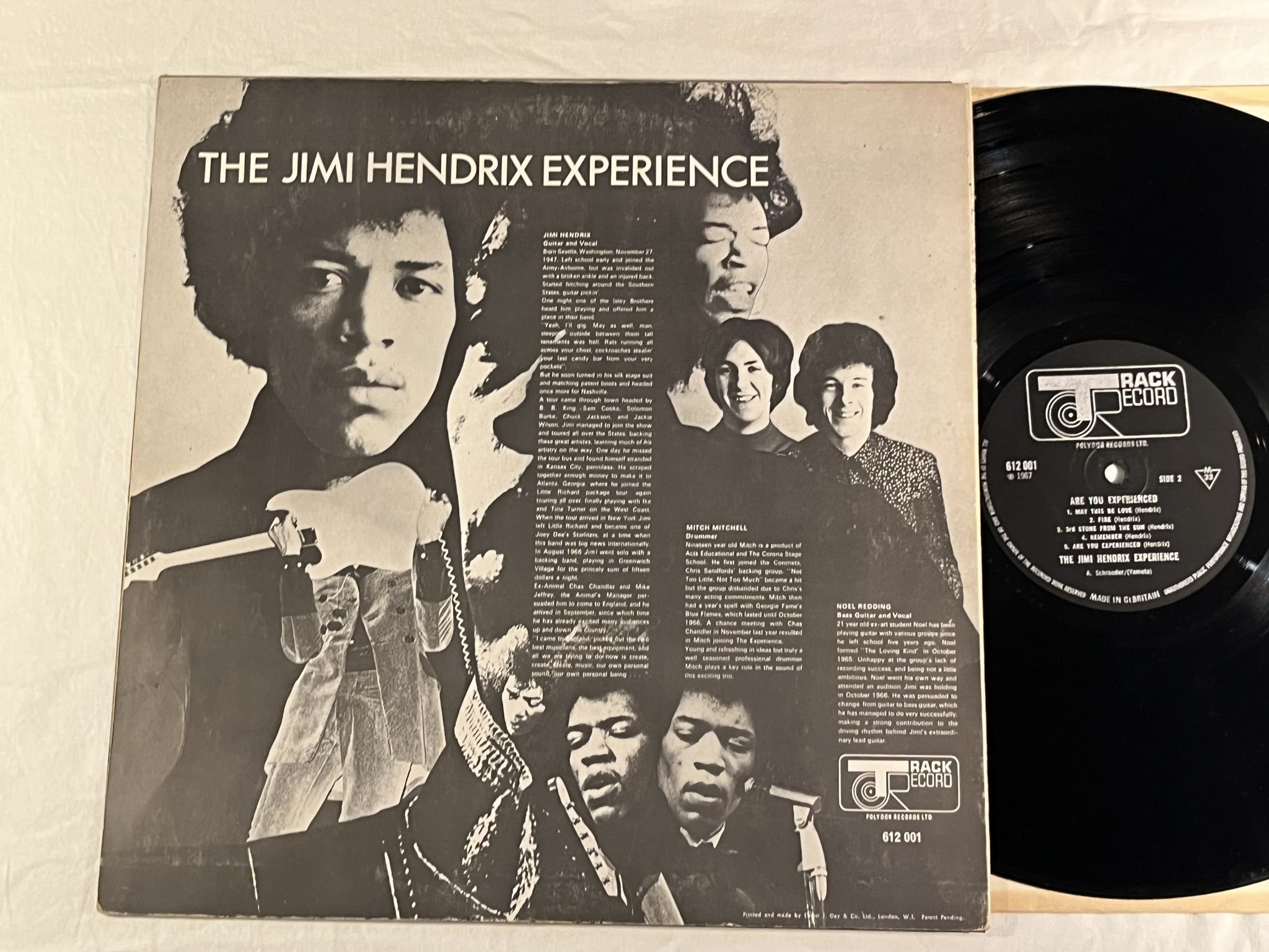 Omslagsbild för skivan THE JIMI HENDRIX EXPERIENCE are you experienced LP -67 UK mono TRACK 612001 rare