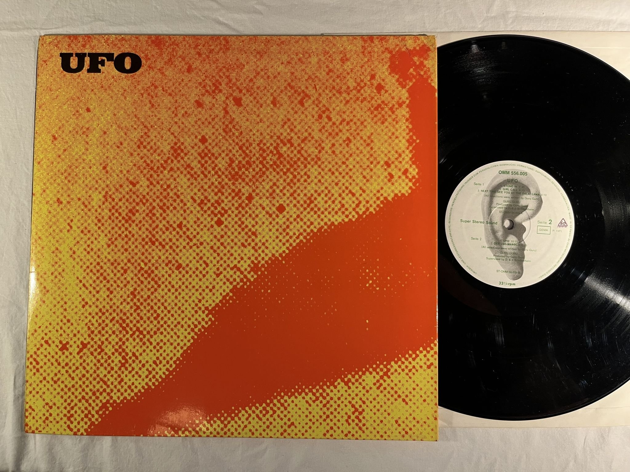 Omslagsbild för skivan GURU GURU ufo LP -71 Ger OHR OMM 556.005 ** krautrock **