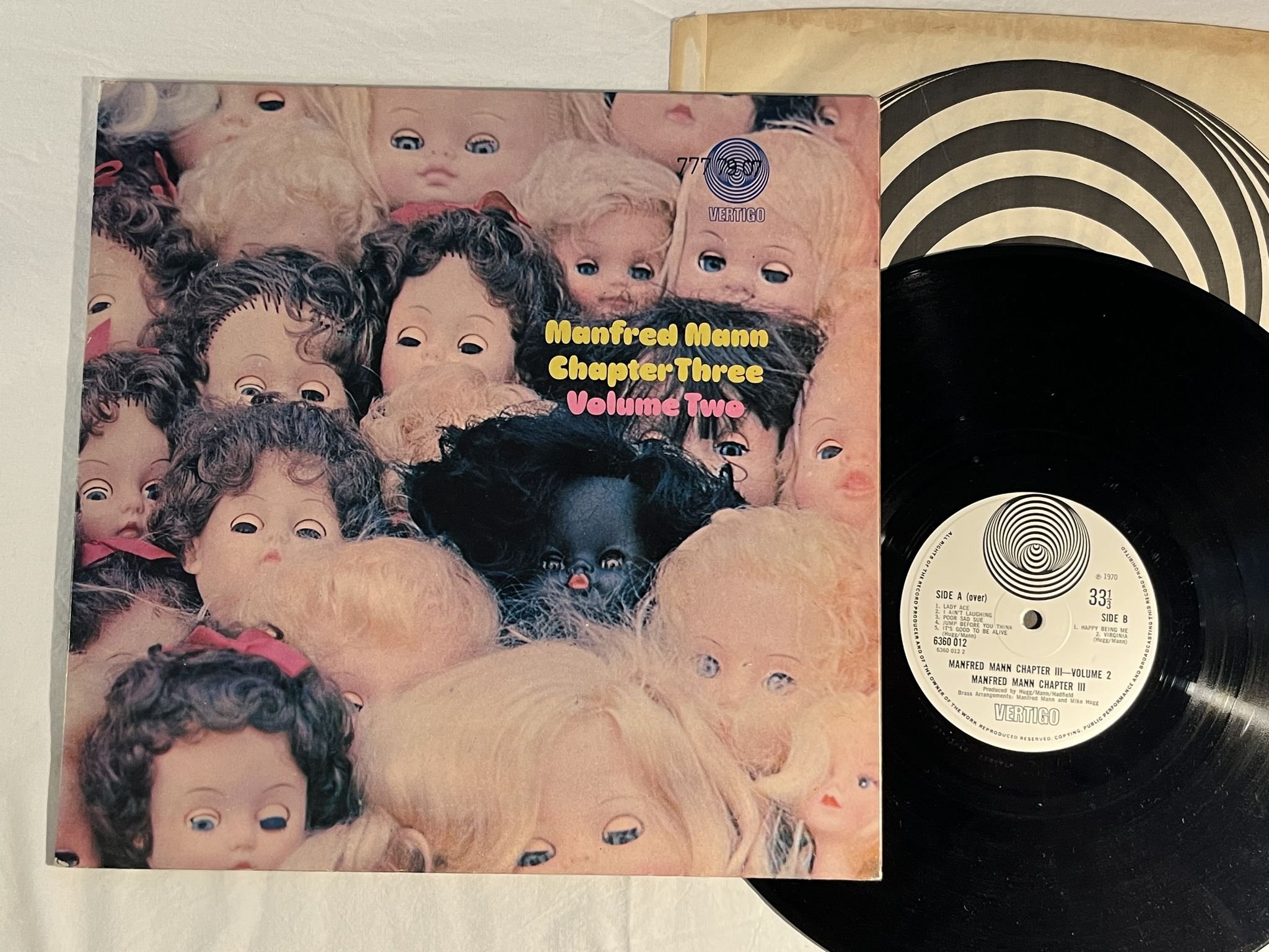 Omslagsbild för skivan MANFRED MANN CHAPTER III vol 2 LP -70 UK VERTIGO 6360012
