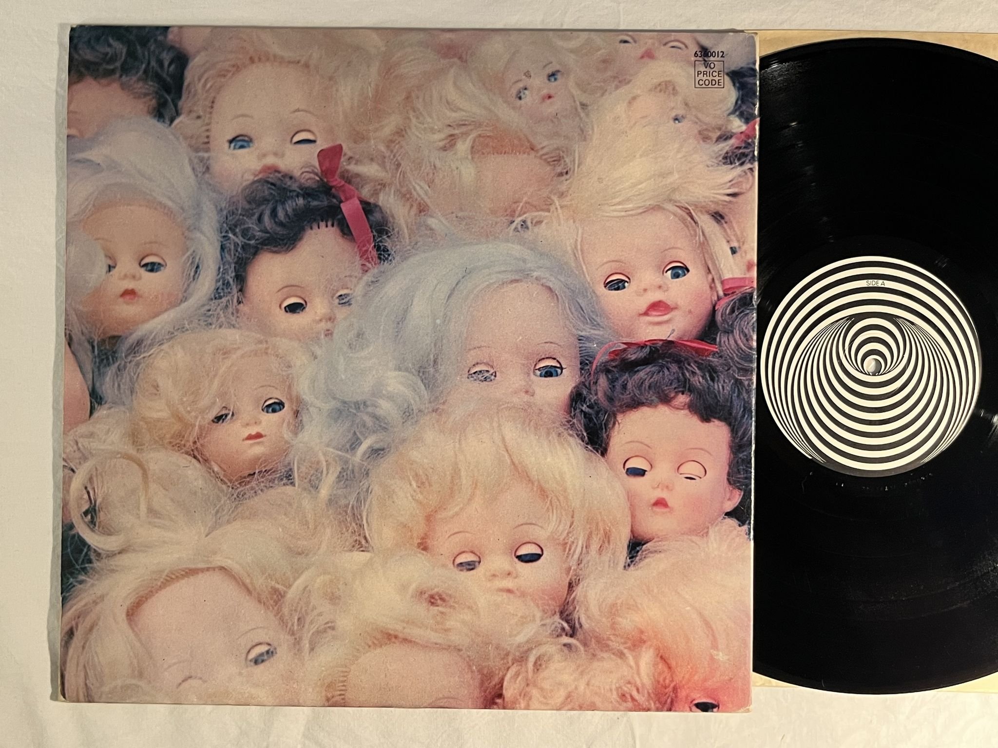 Omslagsbild för skivan MANFRED MANN CHAPTER III vol 2 LP -70 UK VERTIGO 6360012