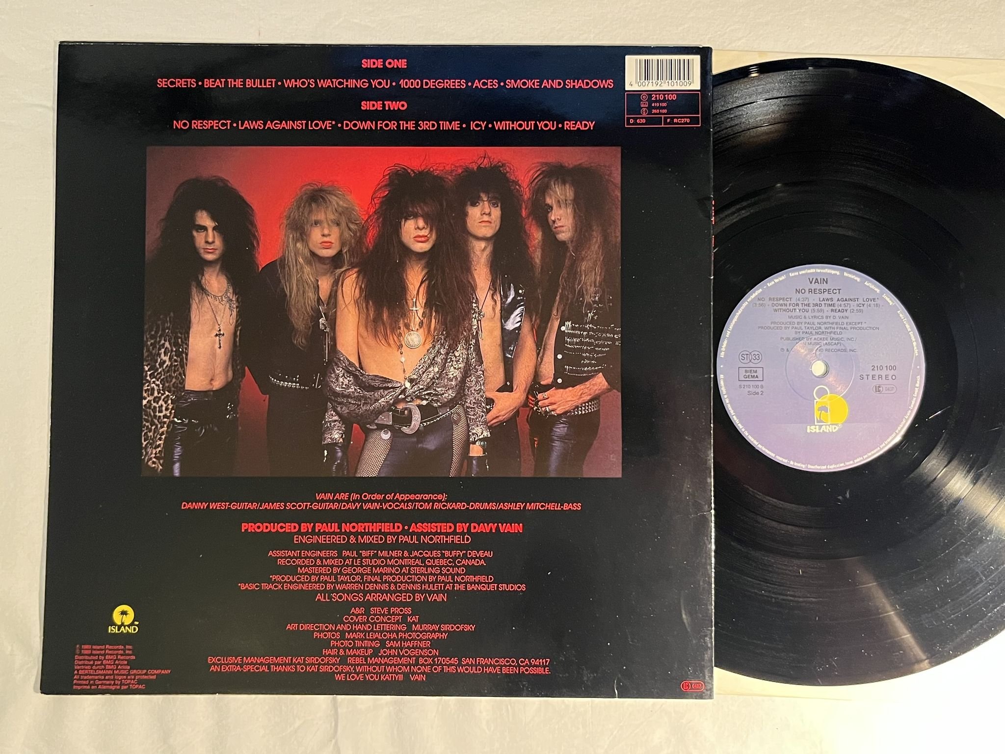 Omslagsbild för skivan VAIN No Respect LP -89 Ger ISLAND 210 100 *** RARE ***