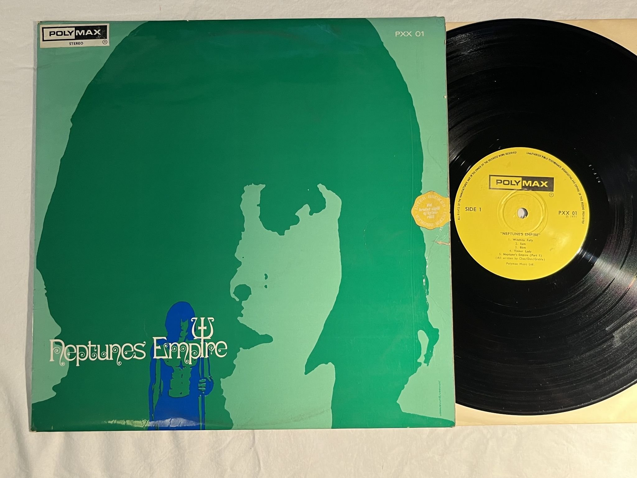 Omslagsbild för skivan NEPTUNES EMPIRE s/t LP -71 UK POLYMAX PXX 01 *** RARE PROG/PSYCH ***