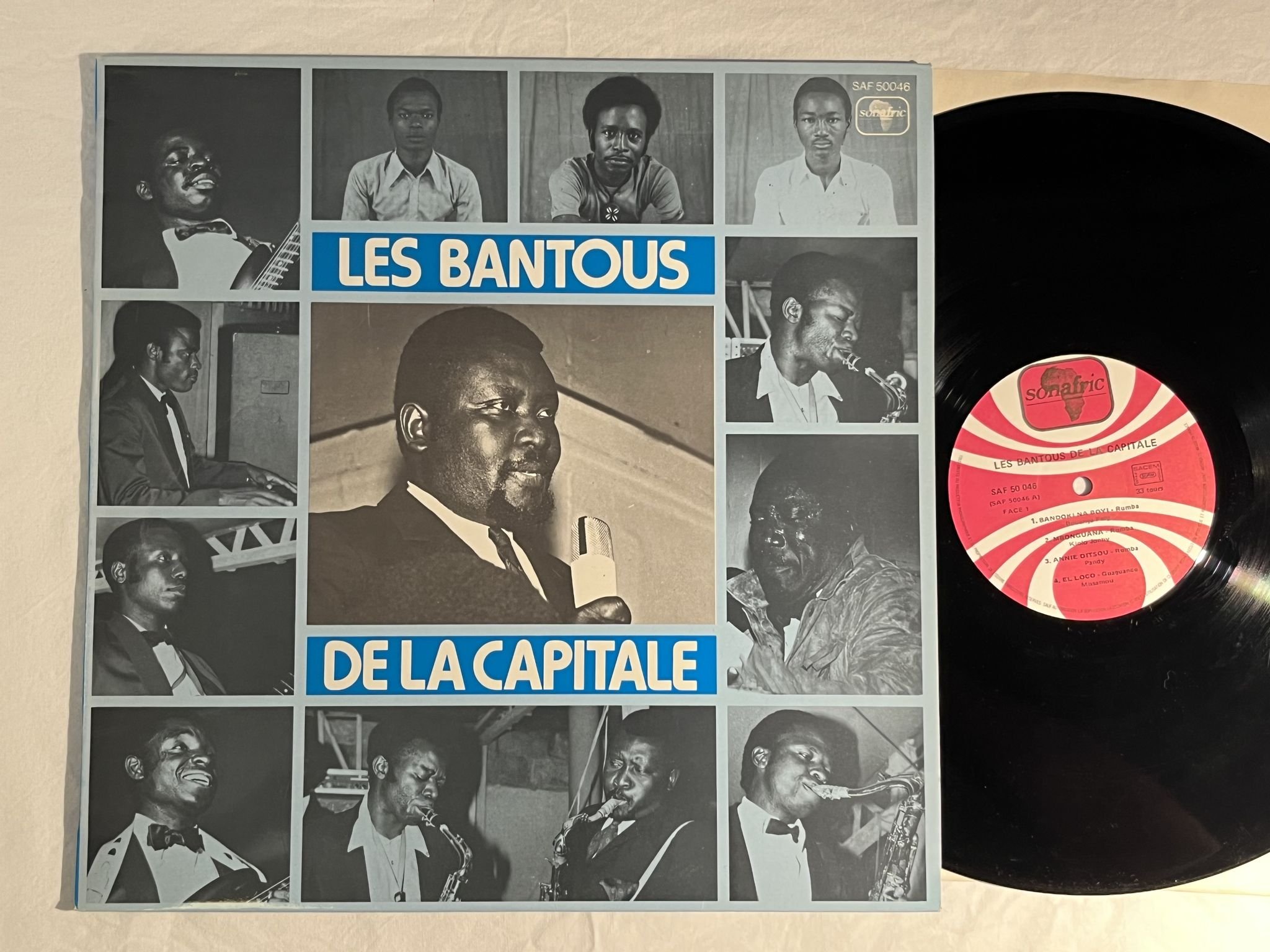 Omslagsbild för skivan Les Bantous De La Capitale s/t LP -76 Fra SONAFRIC SAF 50046