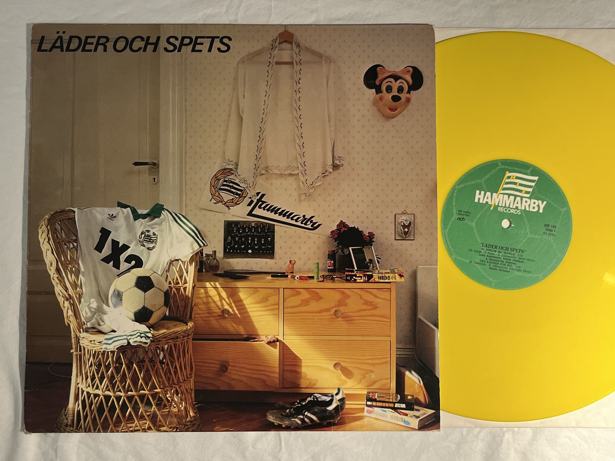 Omslagsbild för skivan HAMMARBY DAMLAG Läder Och Spets LP -81 Swe HAMMARBY RECORDS HR 103