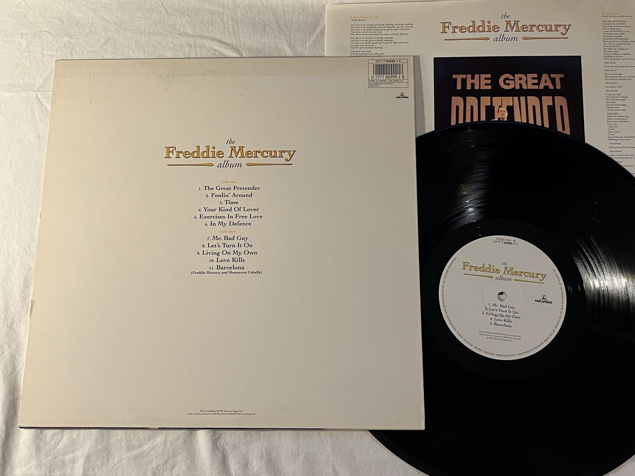 Omslagsbild för skivan FREDDIE MERCURY The Freddie Mercury Album LP -92 UK PARLOPHONE PCSD 124